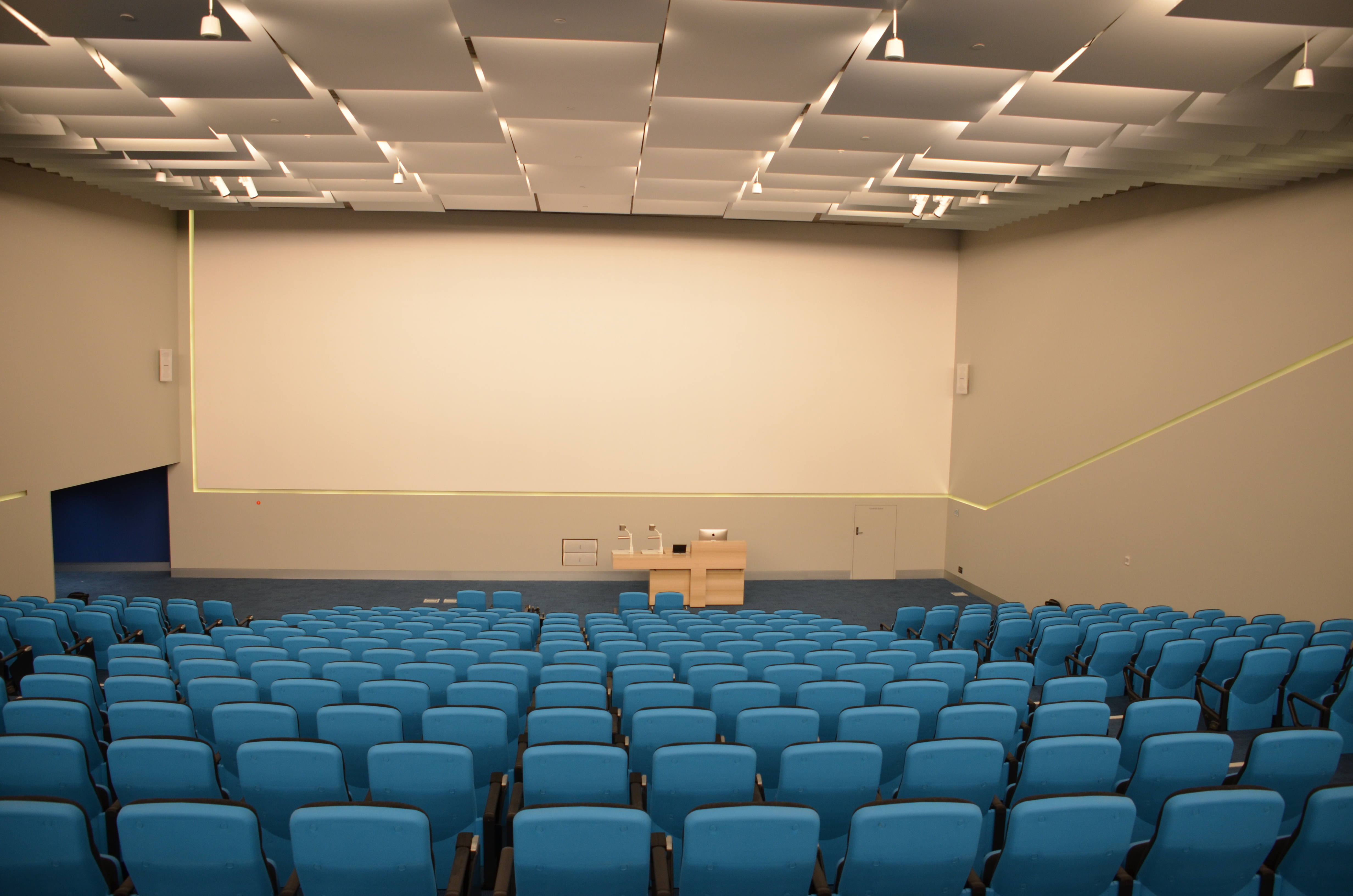 https://archive.abp.unimelb.edu.au/objects/images/Construction/Images/Augmented Reality/Sequential images/Lecture theatre/East/DSC_9634.JPG