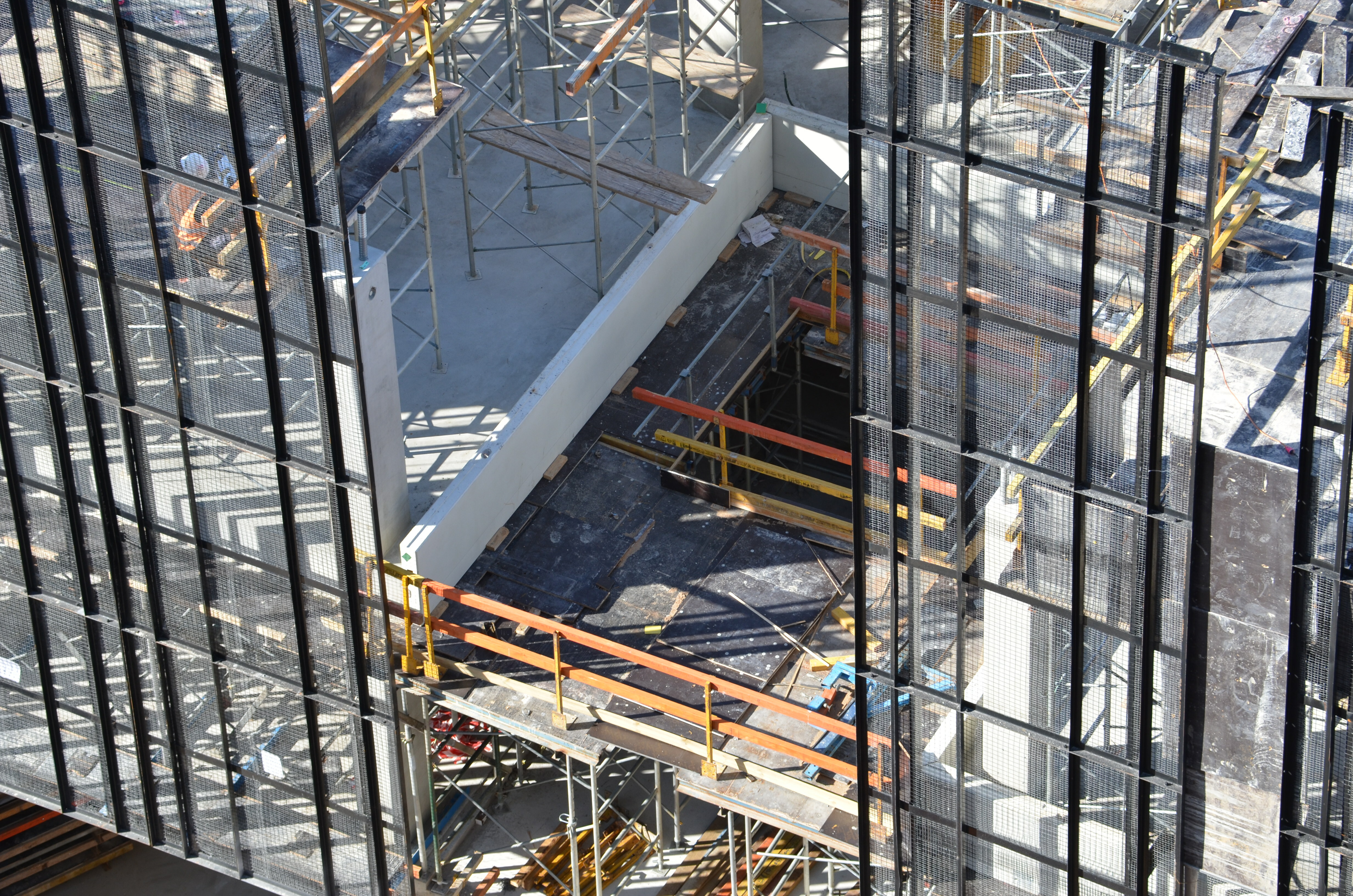 https://archive.abp.unimelb.edu.au/objects/images/Construction/Images/Facades/Precast concrete/Levels 1-5/DSC_2346.JPG https://archive.abp.unimelb.edu.au/objects/images/Construction/Images/Facades/Precast concrete/Levels 1-5/DSC_2346.JPG