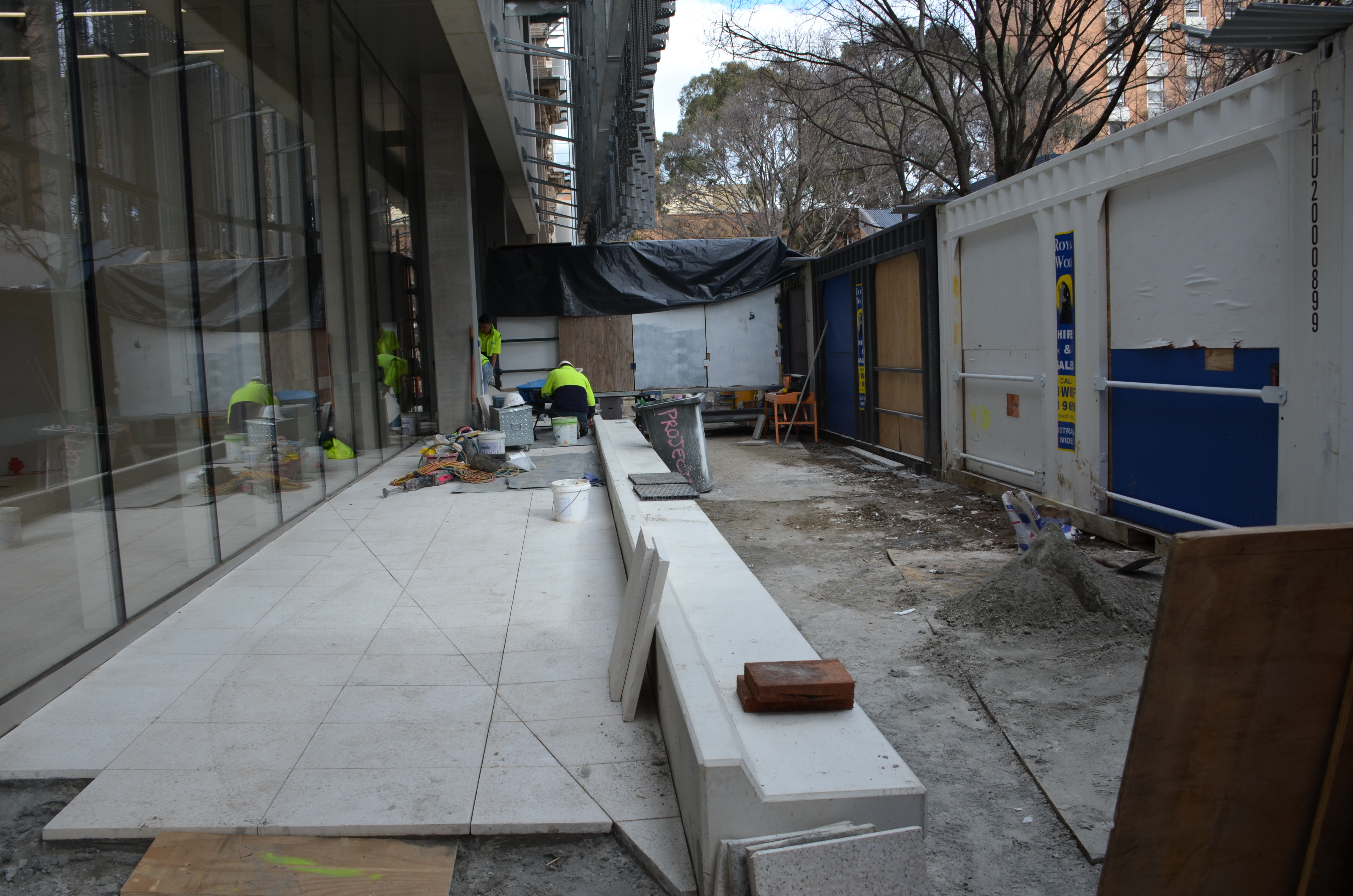 https://archive.abp.unimelb.edu.au/objects/images/Construction/Images/Floors and finishes/Terrazzo/DSC_9788.JPG https://archive.abp.unimelb.edu.au/objects/images/Construction/Images/Floors and finishes/Terrazzo/DSC_9788.JPG