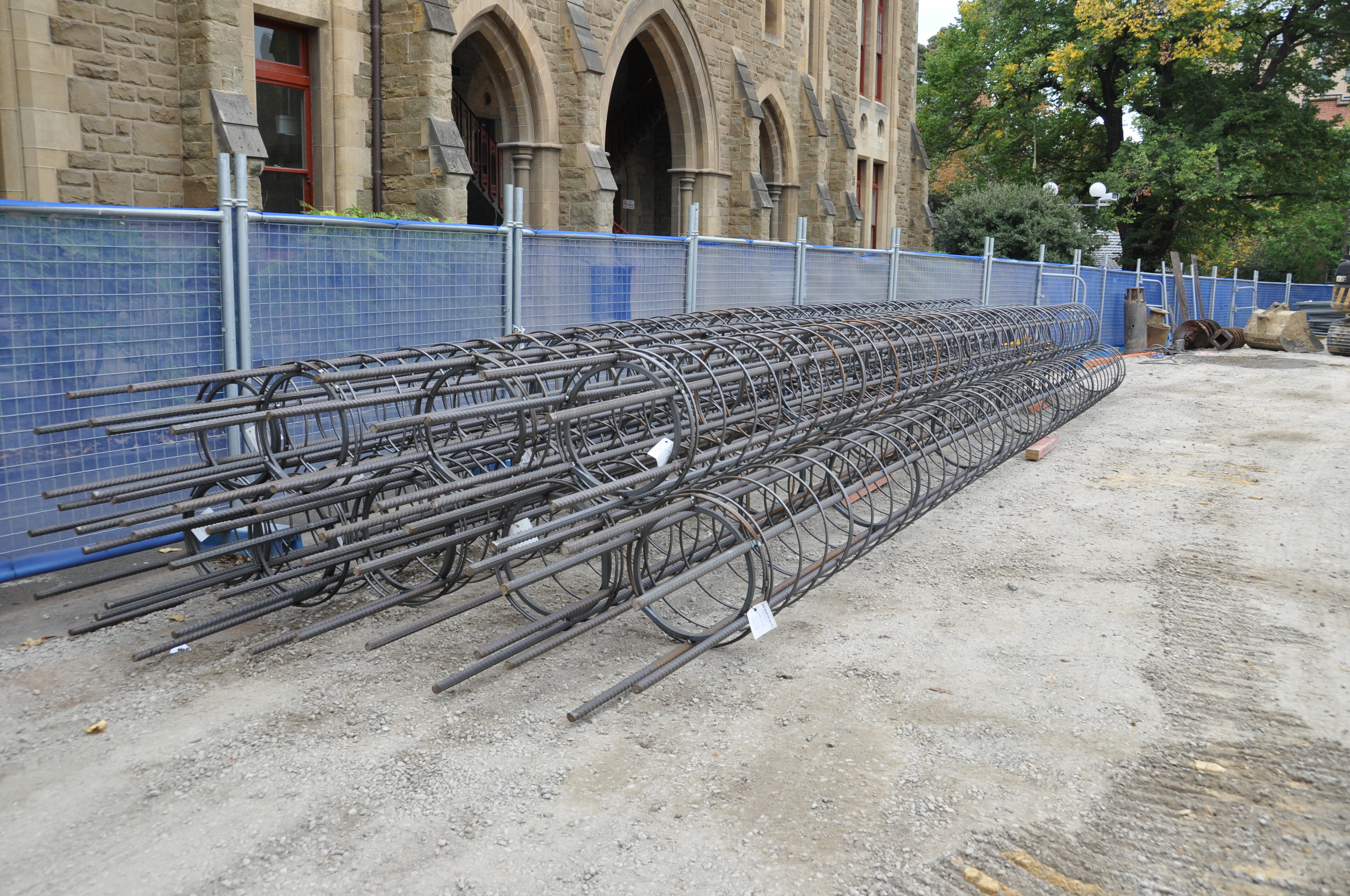 https://archive.abp.unimelb.edu.au/objects/images/Construction/Images/Basement/Bored pier construction/DSC_0071.JPG