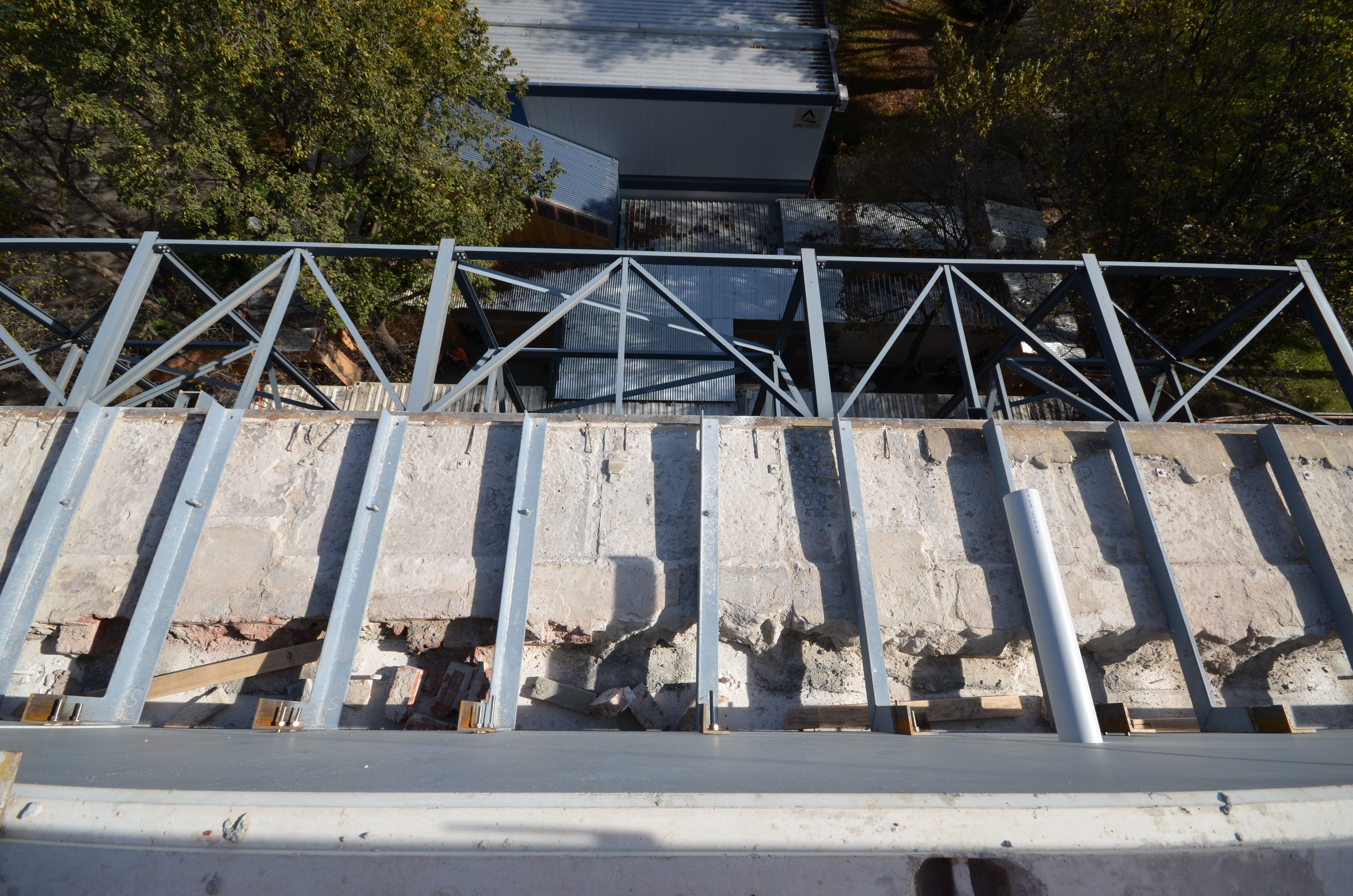 https://archive.abp.unimelb.edu.au/objects/images/Construction/Images/Facades/Joseph Reed/Restoration during BM construction/DSC_7808.JPG https://archive.abp.unimelb.edu.au/objects/images/Construction/Images/Facades/Joseph Reed/Restoration during BM construction/DSC_7808.JPG