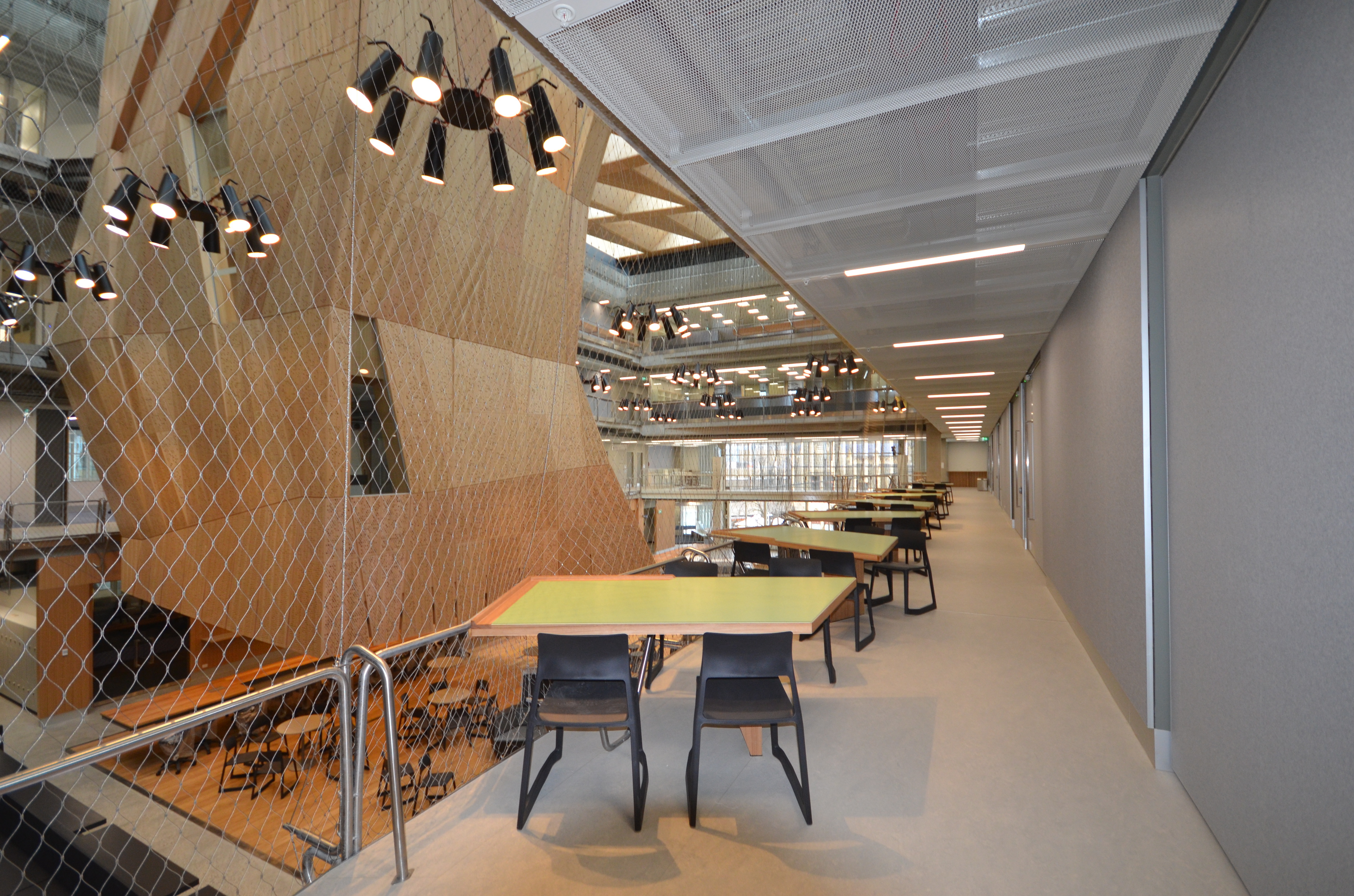 https://archive.abp.unimelb.edu.au/objects/images/Construction/Images/Atrium/Atrium overall/DSC_9911.JPG