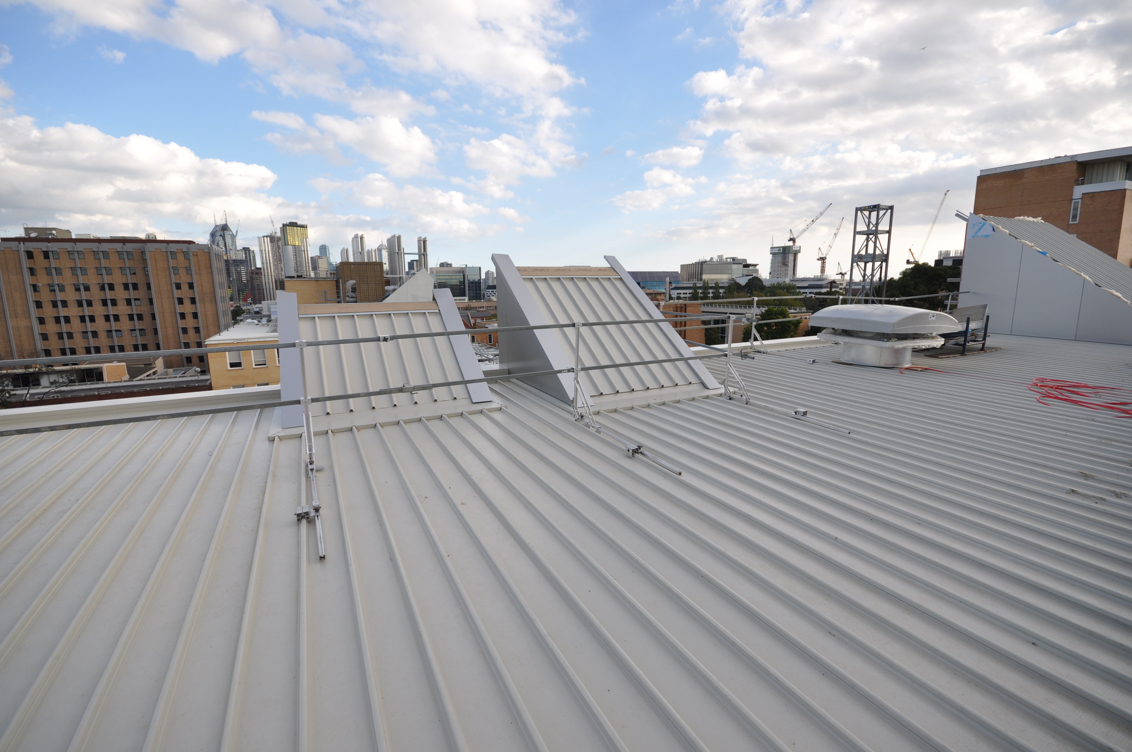 https://archive.abp.unimelb.edu.au/objects/images/Construction/Images/Roof/Roof sheeting, flashings and gutters/DSC_7242.JPG https://archive.abp.unimelb.edu.au/objects/images/Construction/Images/Roof/Roof sheeting, flashings and gutters/DSC_7242.JPG