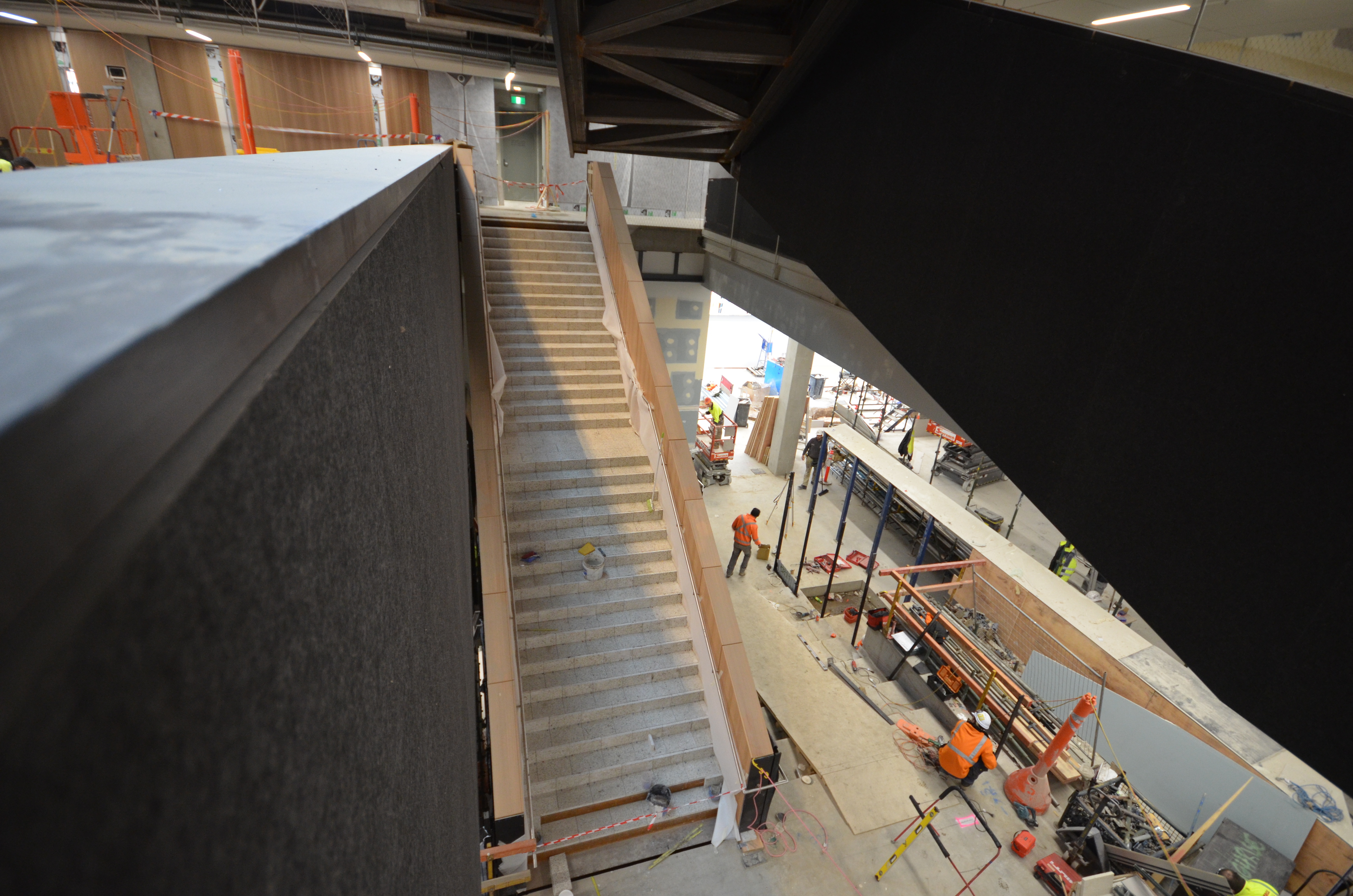 https://archive.abp.unimelb.edu.au/objects/images/Construction/Images/Stair finishes & linings/Other stairs/DSC_9193.JPG