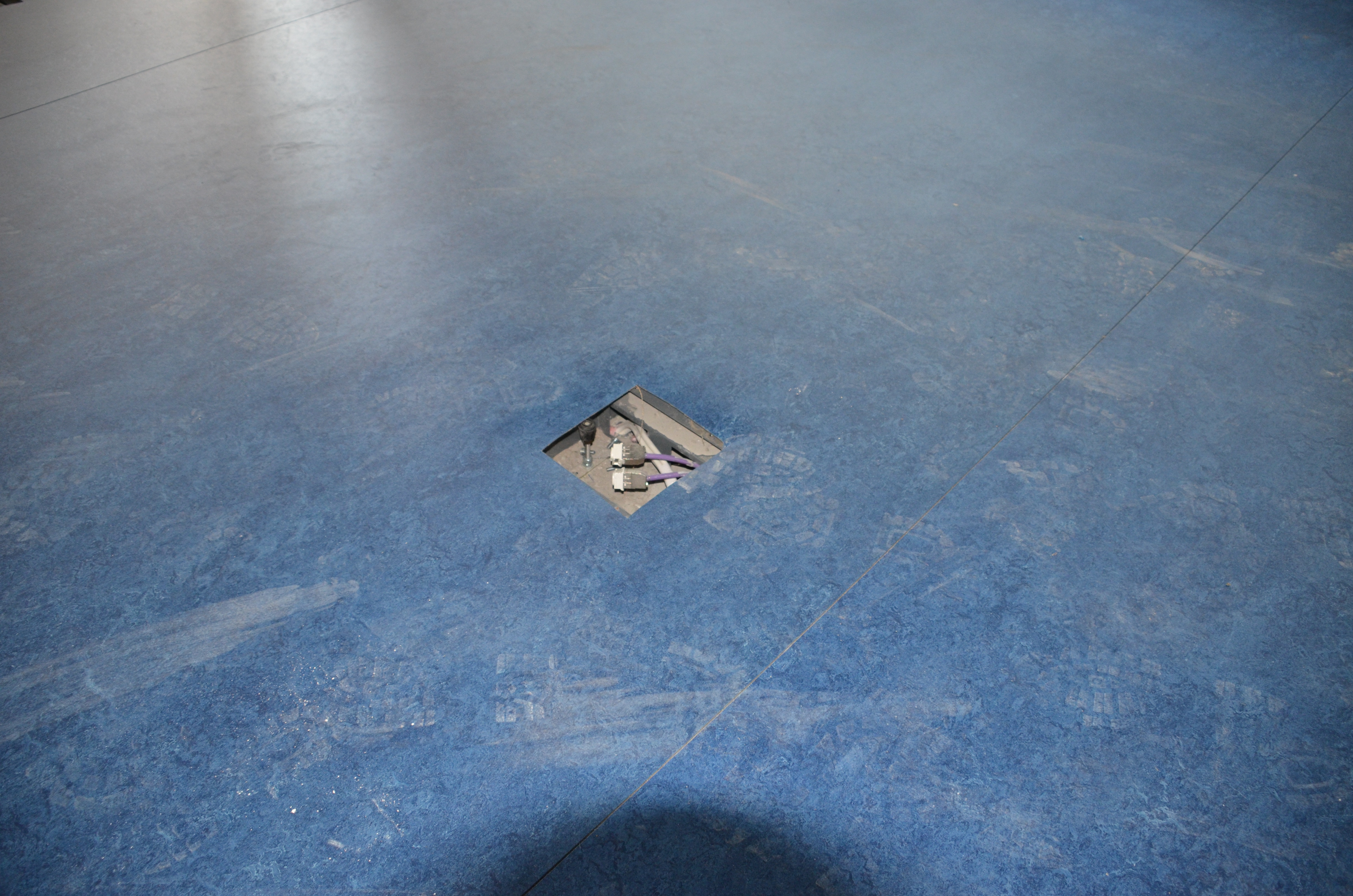 https://archive.abp.unimelb.edu.au/objects/images/Construction/Images/Floors and finishes/Vinyl sheet/DSC_7462.JPG https://archive.abp.unimelb.edu.au/objects/images/Construction/Images/Floors and finishes/Vinyl sheet/DSC_7462.JPG