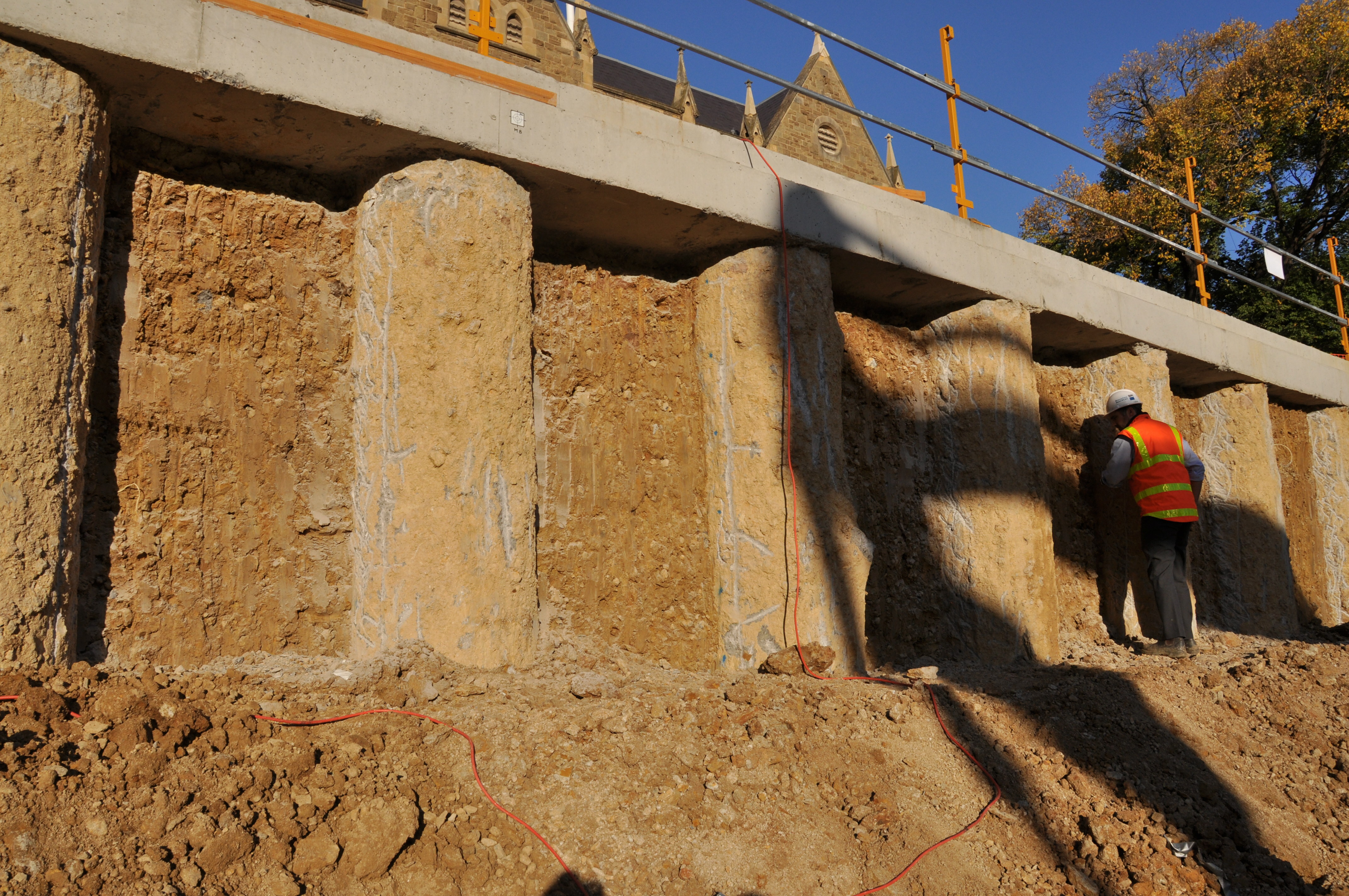 https://archive.abp.unimelb.edu.au/objects/images/Construction/Images/Basement/Detail & footing excavation/DSC_0155.JPG