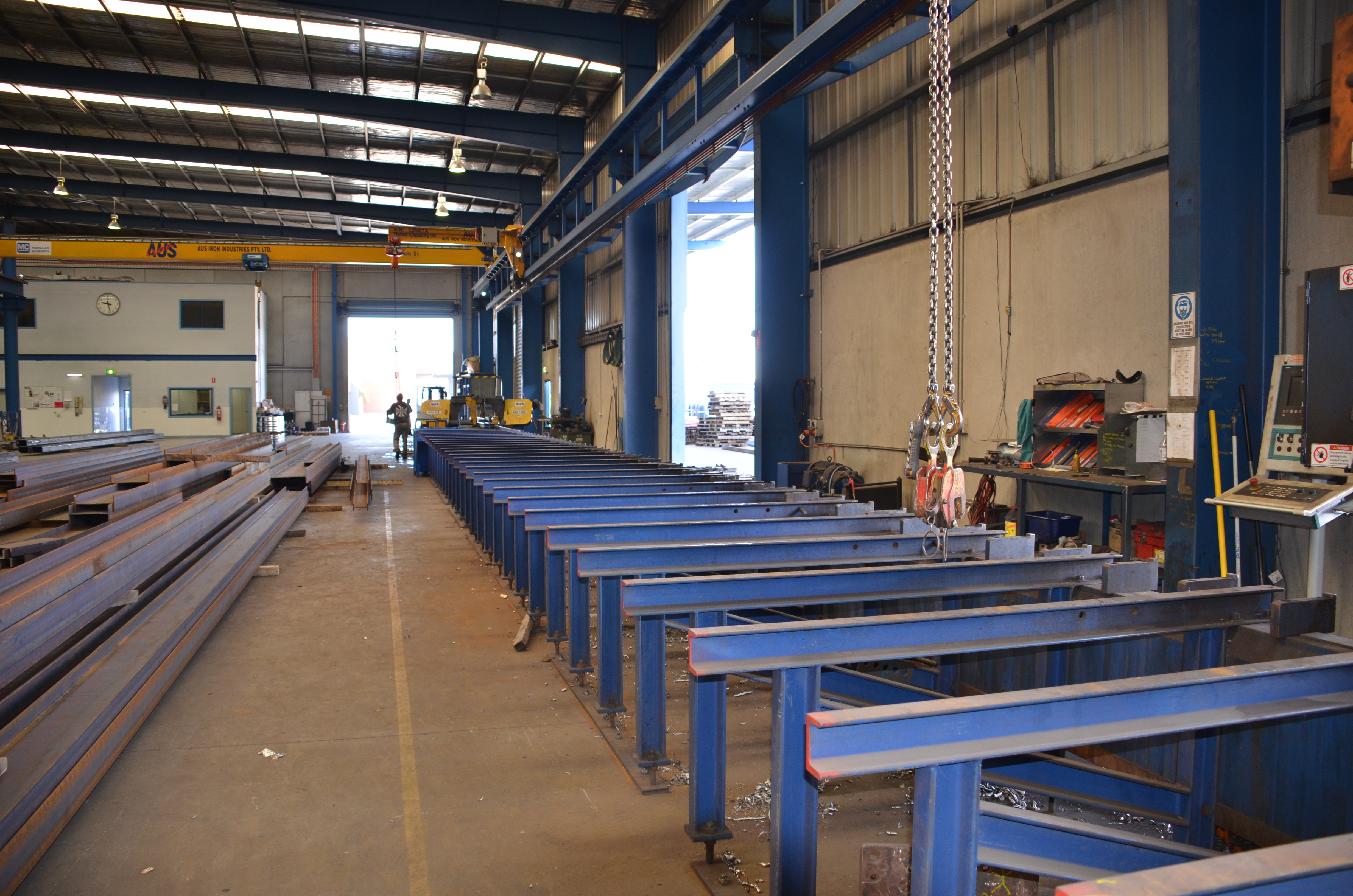 https://archive.abp.unimelb.edu.au/objects/images/Construction/Images/Stairs, walkways and balustrades/Y Stairs structural steel/Aus Iron Industries/DSC_2577.JPG