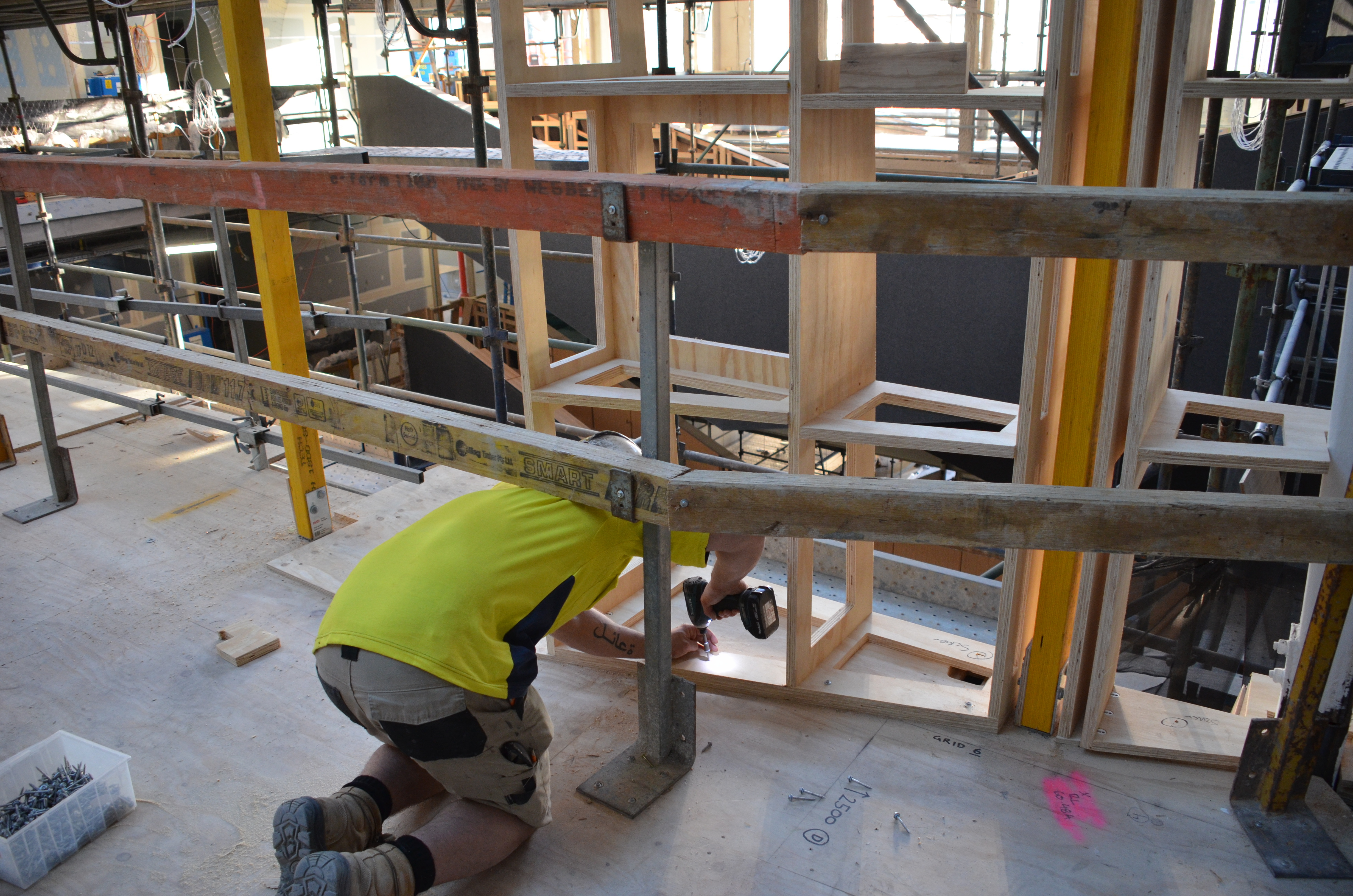 https://archive.abp.unimelb.edu.au/objects/images/Construction/Images/Hanging studio/Wall framing/DSC_7997.JPG https://archive.abp.unimelb.edu.au/objects/images/Construction/Images/Hanging studio/Wall framing/DSC_7997.JPG
