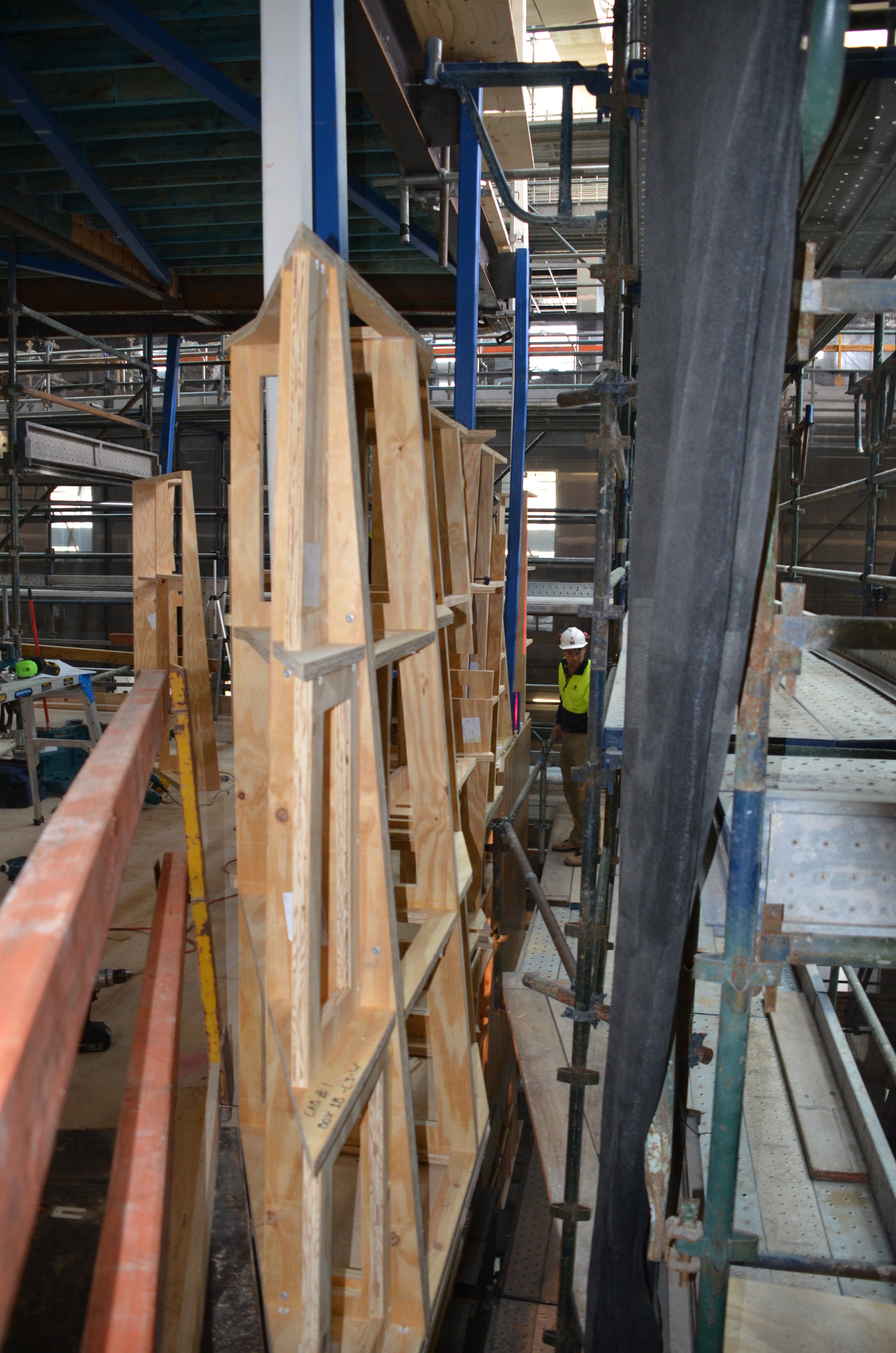https://archive.abp.unimelb.edu.au/objects/images/Construction/Images/Hanging studio/Wall framing/DSC_7546.JPG https://archive.abp.unimelb.edu.au/objects/images/Construction/Images/Hanging studio/Wall framing/DSC_7546.JPG
