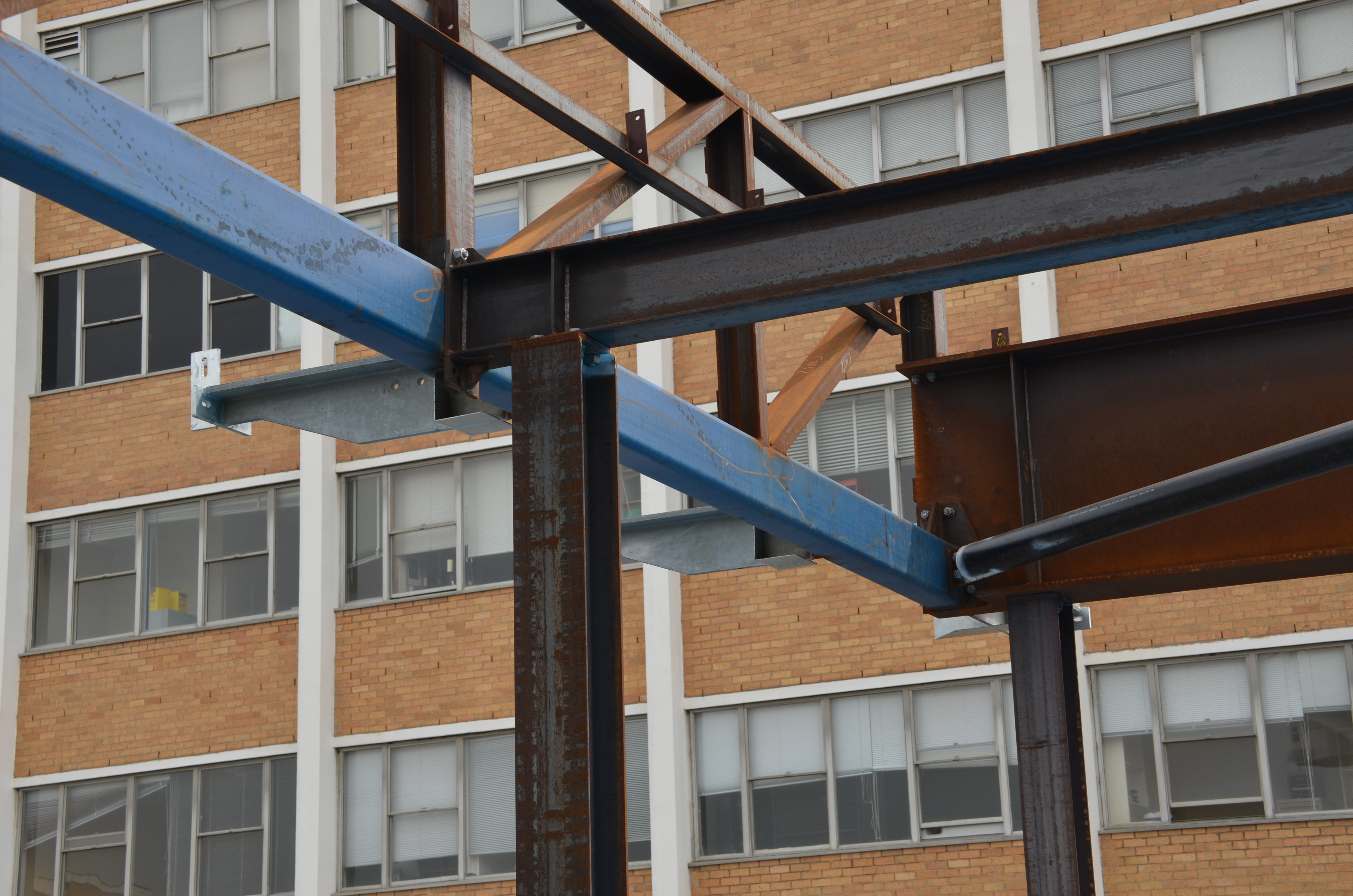 https://archive.abp.unimelb.edu.au/objects/images/Construction/Images/Structural steel/Cantilever/Erection/DSC_5238.JPG https://archive.abp.unimelb.edu.au/objects/images/Construction/Images/Structural steel/Cantilever/Erection/DSC_5238.JPG