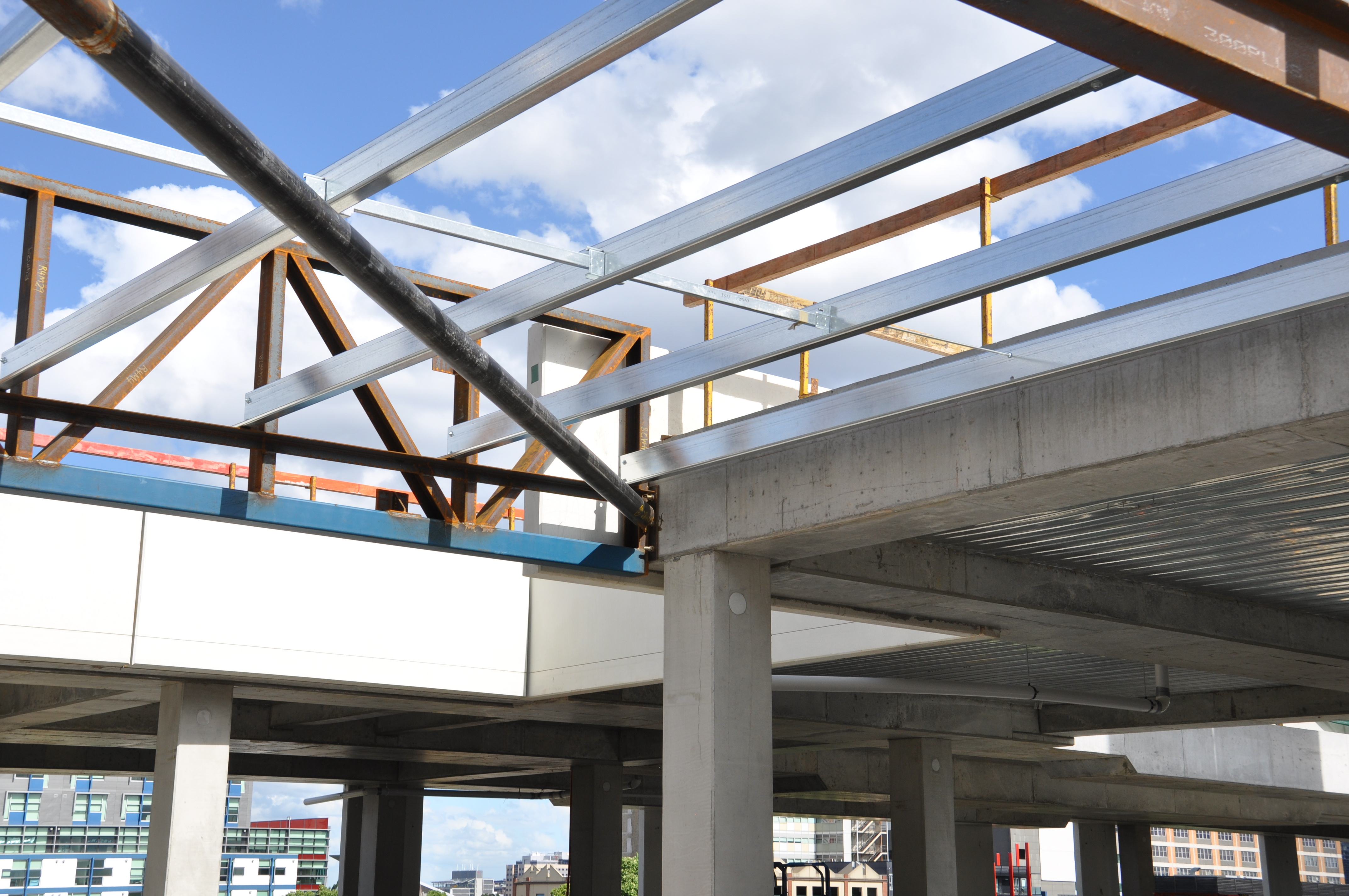 https://archive.abp.unimelb.edu.au/objects/images/Construction/Images/Structural steel/General roof/DSC_4079.JPG https://archive.abp.unimelb.edu.au/objects/images/Construction/Images/Structural steel/General roof/DSC_4079.JPG