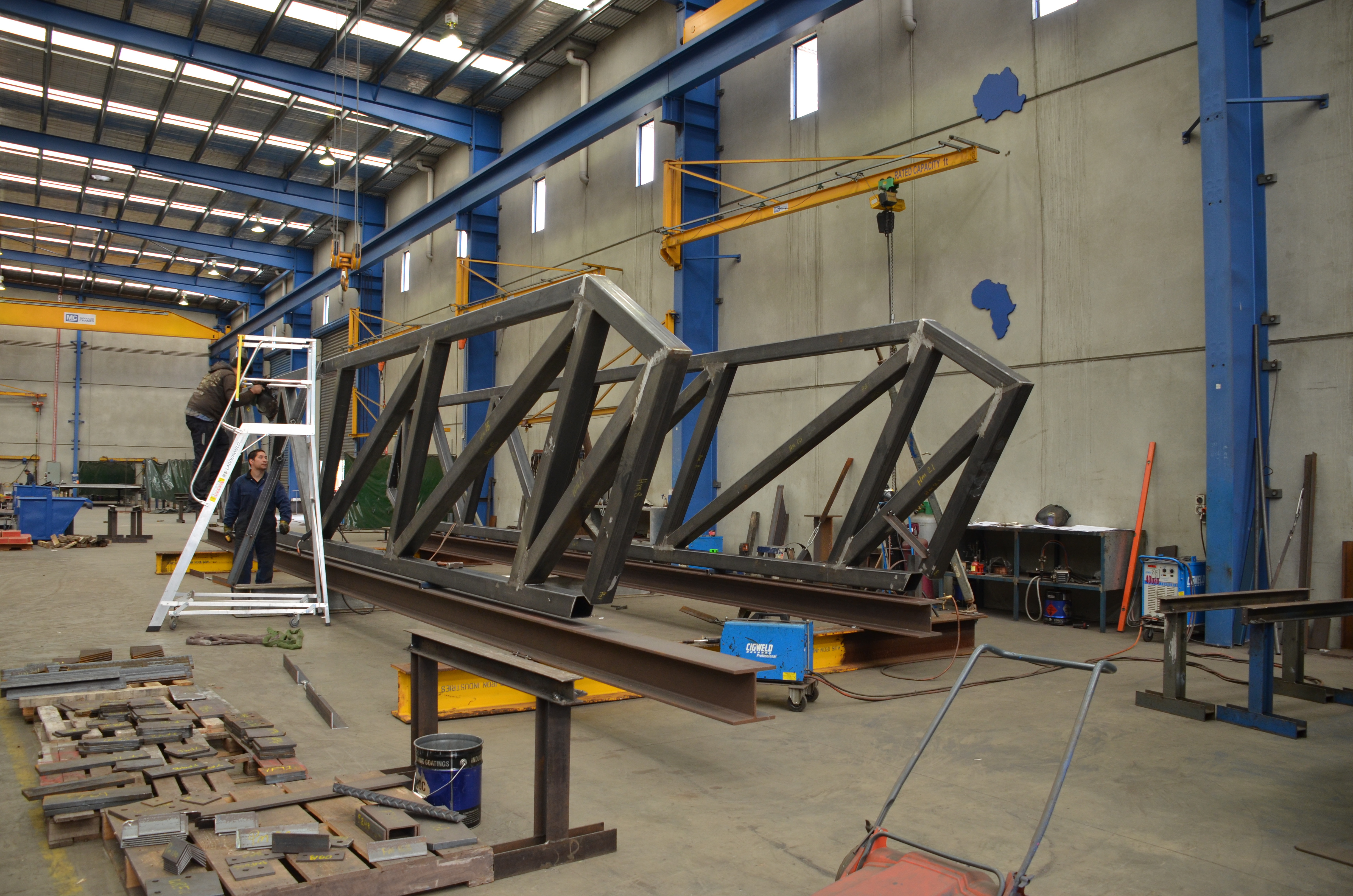 https://archive.abp.unimelb.edu.au/objects/images/Construction/Images/Stairs, walkways and balustrades/Y Stairs structural steel/Aus Iron Industries/DSC_2817.JPG