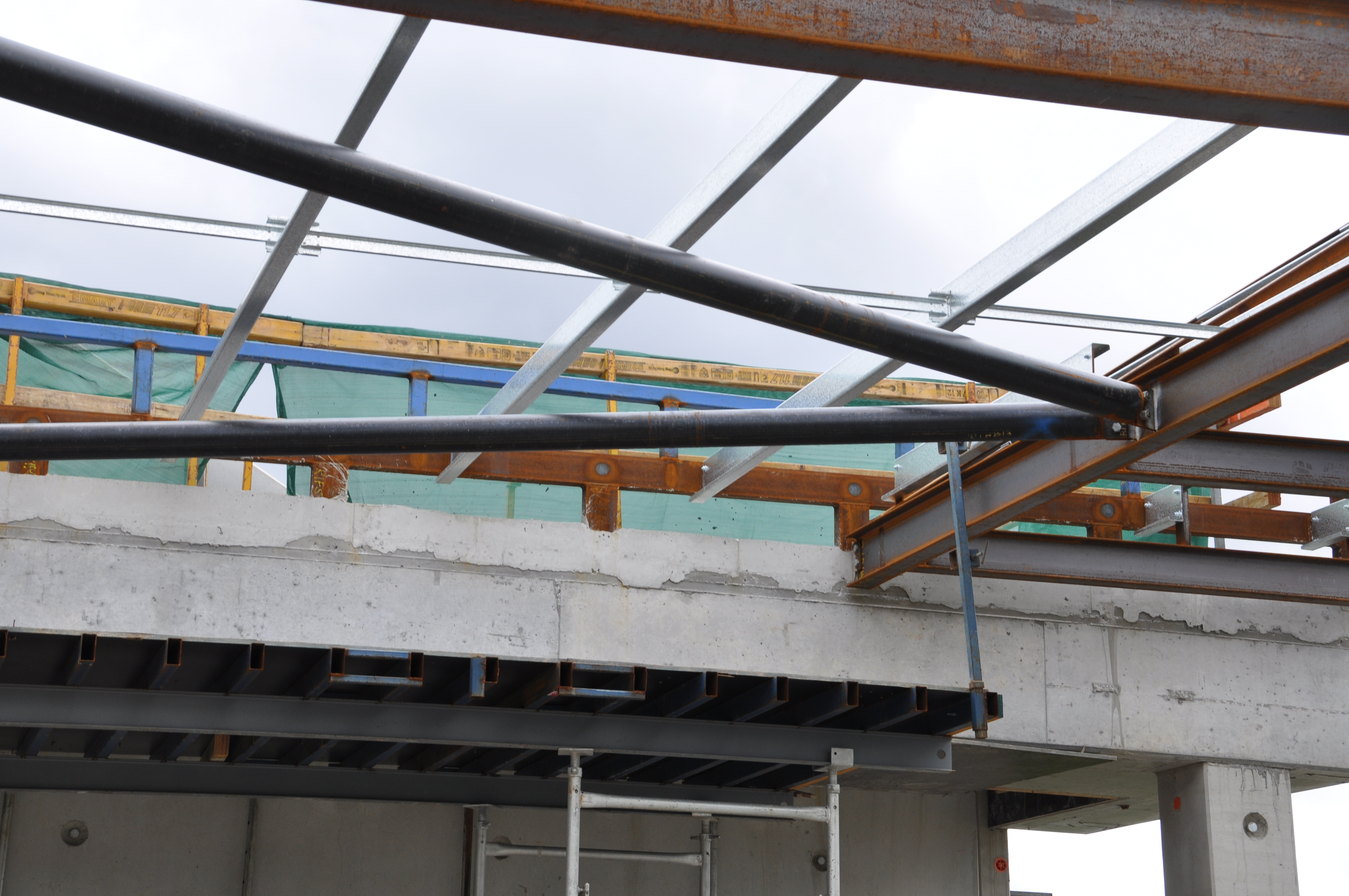 https://archive.abp.unimelb.edu.au/objects/images/Construction/Images/Structural steel/General roof/DSC_4021.JPG https://archive.abp.unimelb.edu.au/objects/images/Construction/Images/Structural steel/General roof/DSC_4021.JPG