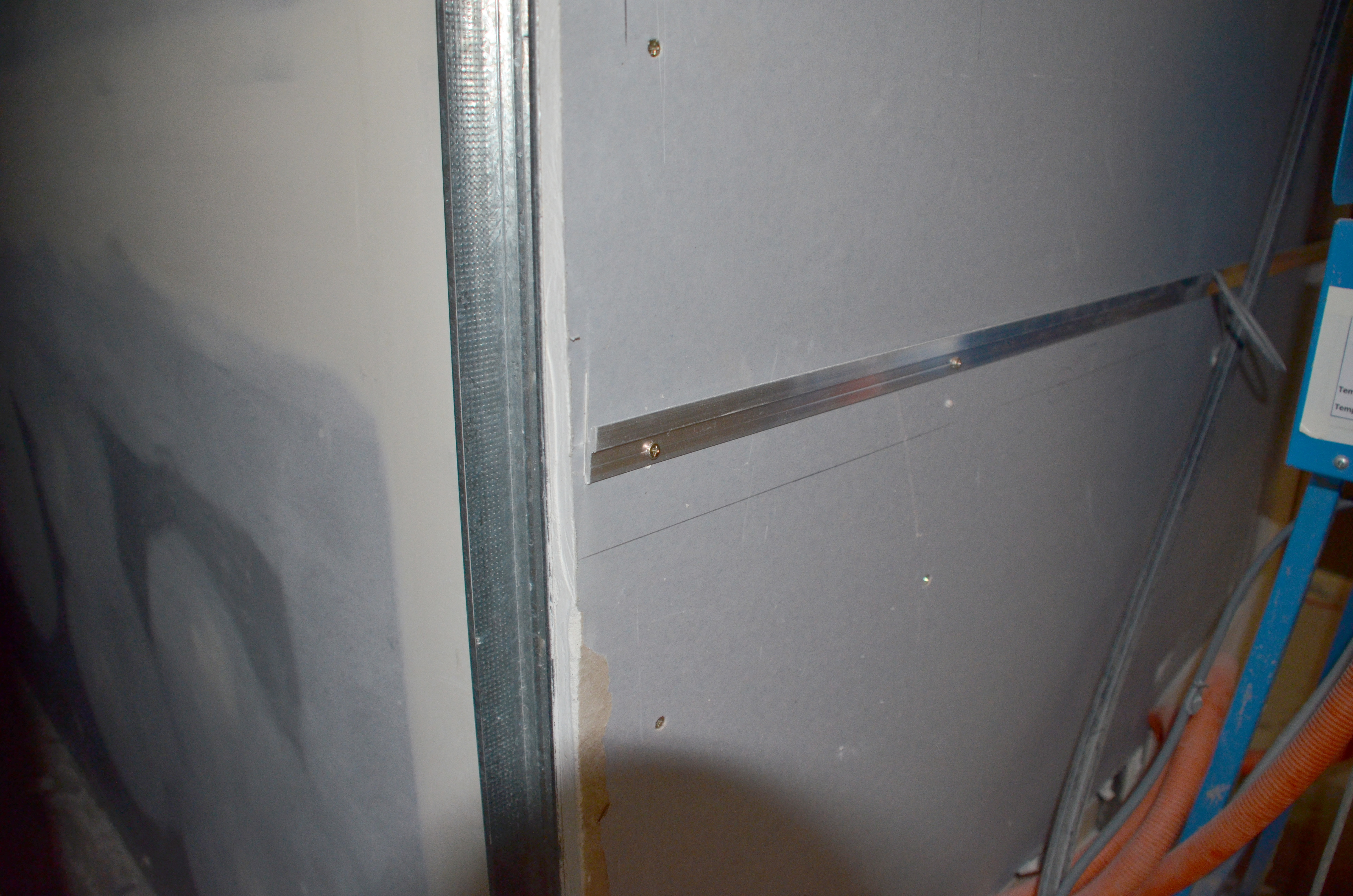 https://archive.abp.unimelb.edu.au/objects/images/Construction/Images/Wall linings and finishes/Acoustic felt wall panels/DSC_8365.JPG https://archive.abp.unimelb.edu.au/objects/images/Construction/Images/Wall linings and finishes/Acoustic felt wall panels/DSC_8365.JPG