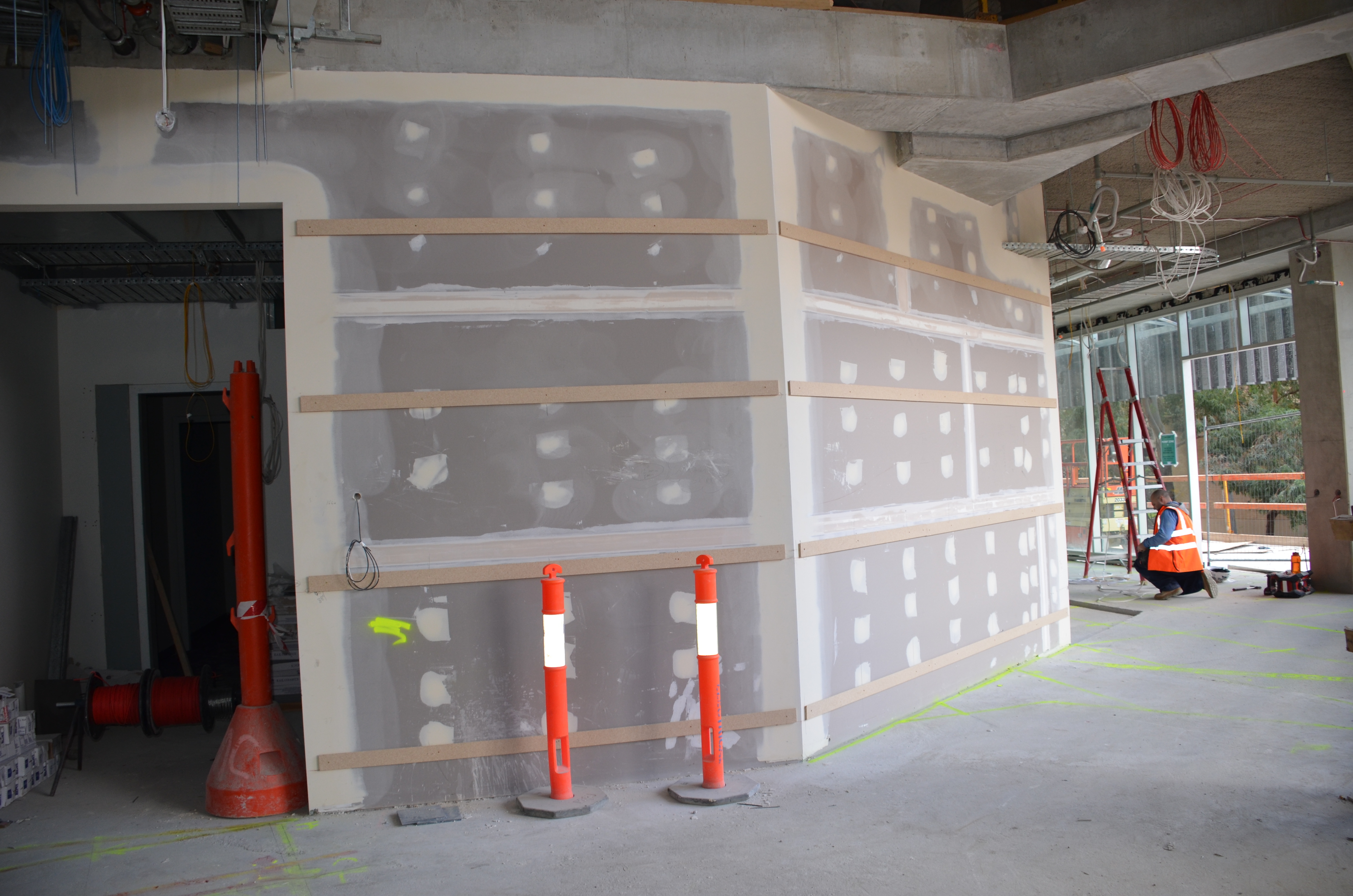 https://archive.abp.unimelb.edu.au/objects/images/Construction/Images/Wall linings and finishes/Timber lining/DSC_7479.JPG https://archive.abp.unimelb.edu.au/objects/images/Construction/Images/Wall linings and finishes/Timber lining/DSC_7479.JPG