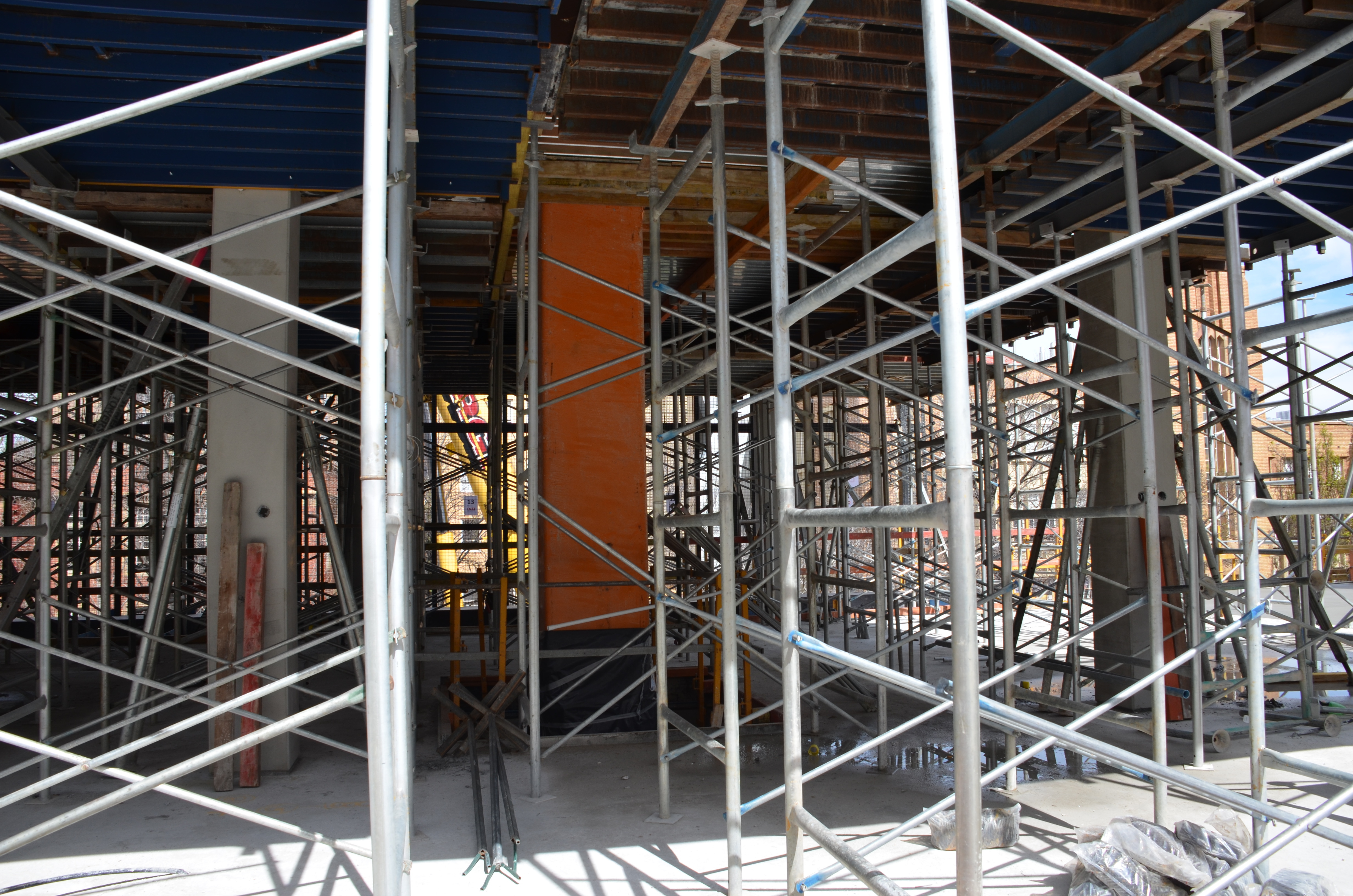https://archive.abp.unimelb.edu.au/objects/images/Construction/Images/Plant and Equipment/Concrete placement boom/DSC_2073.JPG