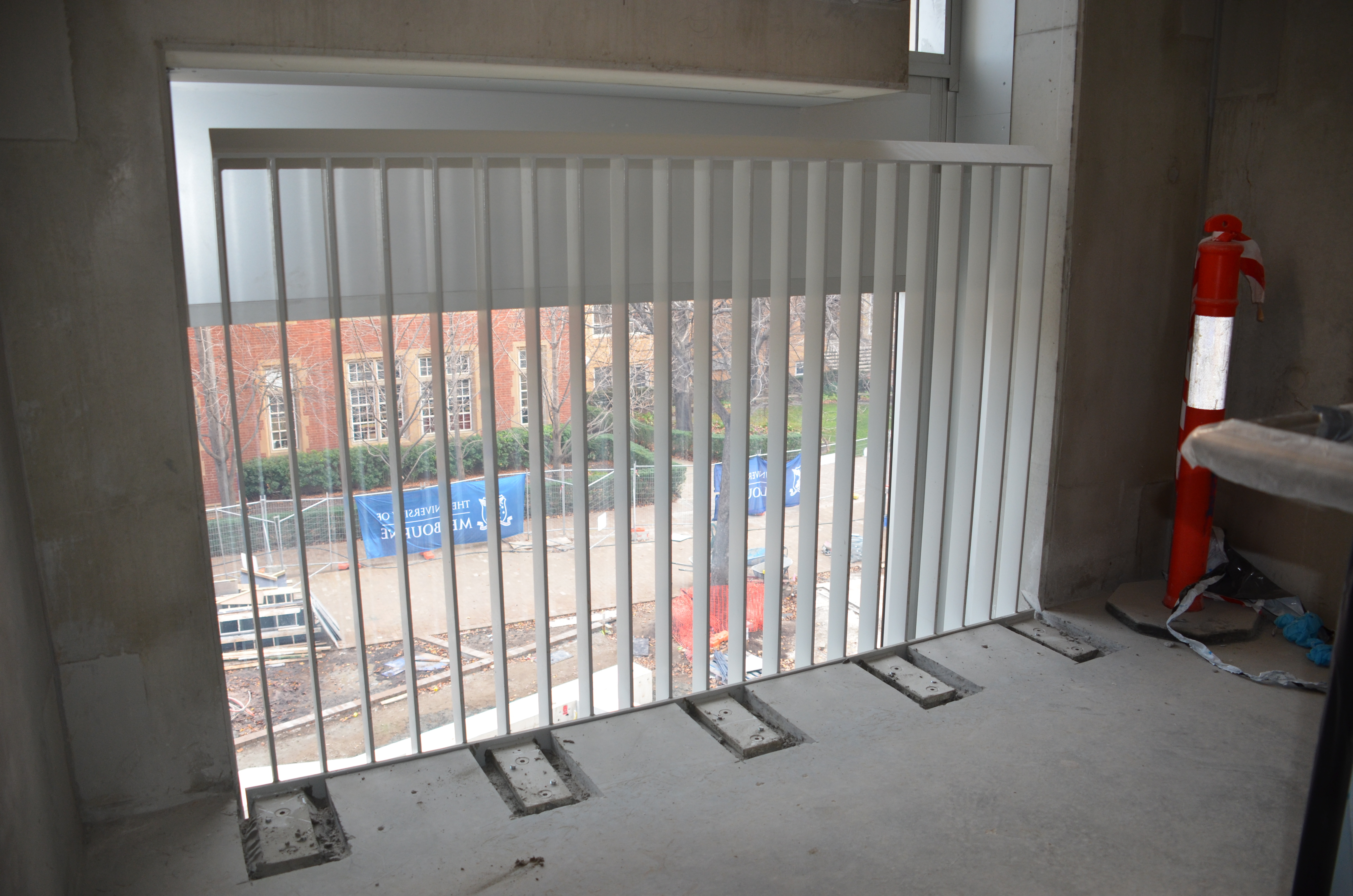 https://archive.abp.unimelb.edu.au/objects/images/Construction/Images/Stairs, walkways and balustrades/Fire stair balustrades/DSC_9123.JPG