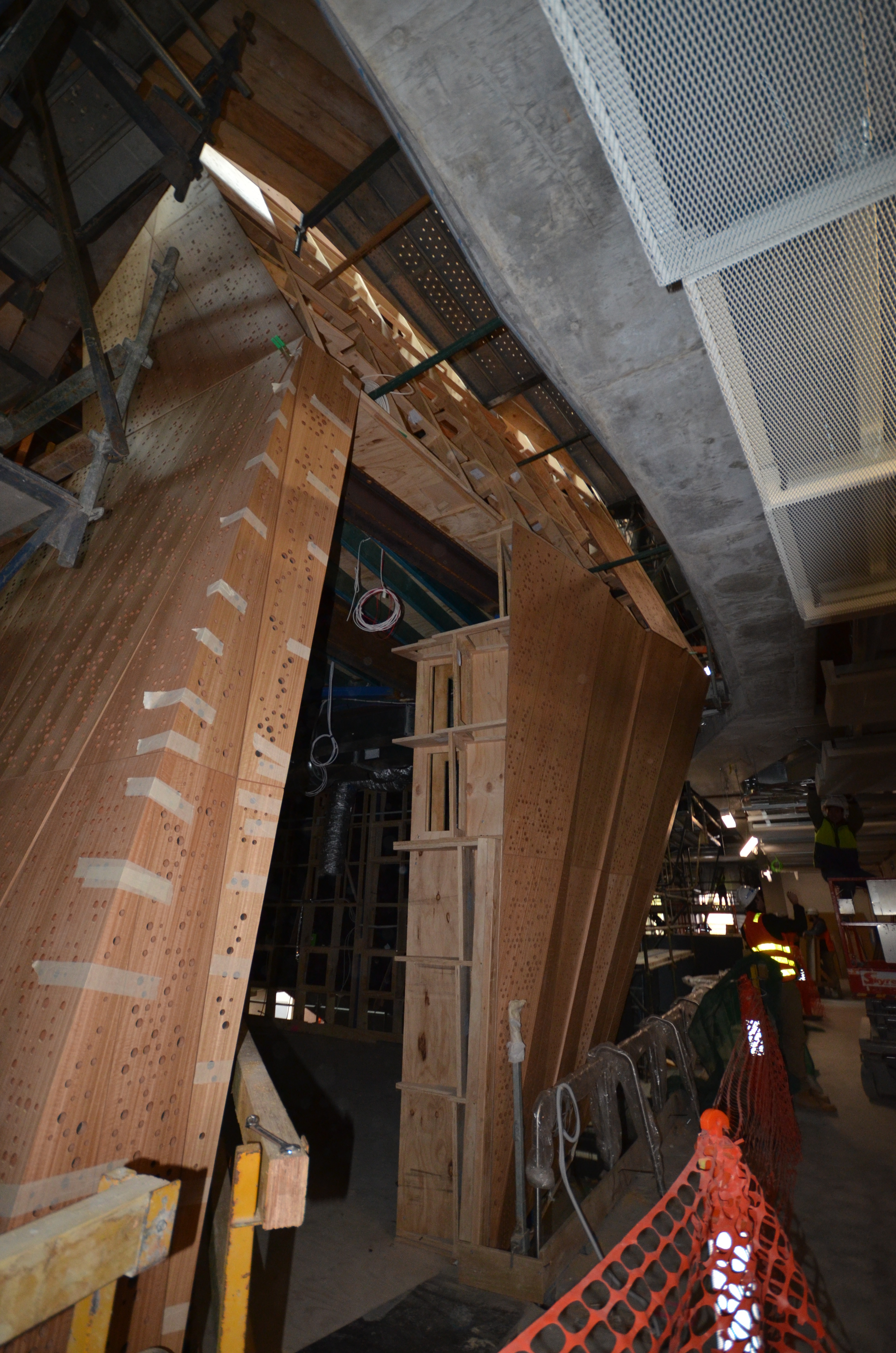 https://archive.abp.unimelb.edu.au/objects/images/Construction/Images/Hanging studio/External wall cladding/DSC_8269.JPG https://archive.abp.unimelb.edu.au/objects/images/Construction/Images/Hanging studio/External wall cladding/DSC_8269.JPG