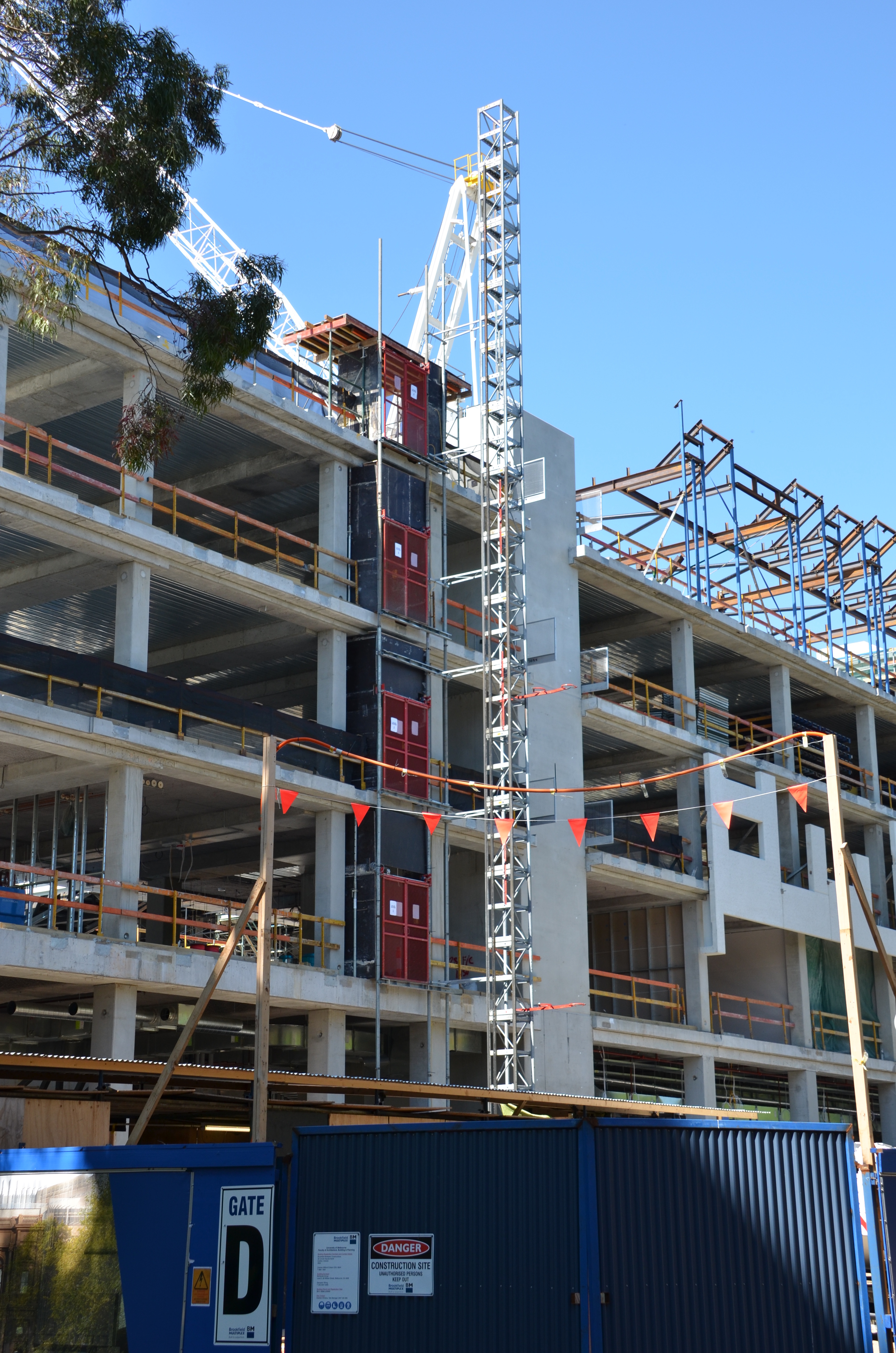https://archive.abp.unimelb.edu.au/objects/images/Construction/Images/Plant and Equipment/Scanclimber hoist/DSC_3506.JPG https://archive.abp.unimelb.edu.au/objects/images/Construction/Images/Plant and Equipment/Scanclimber hoist/DSC_3506.JPG