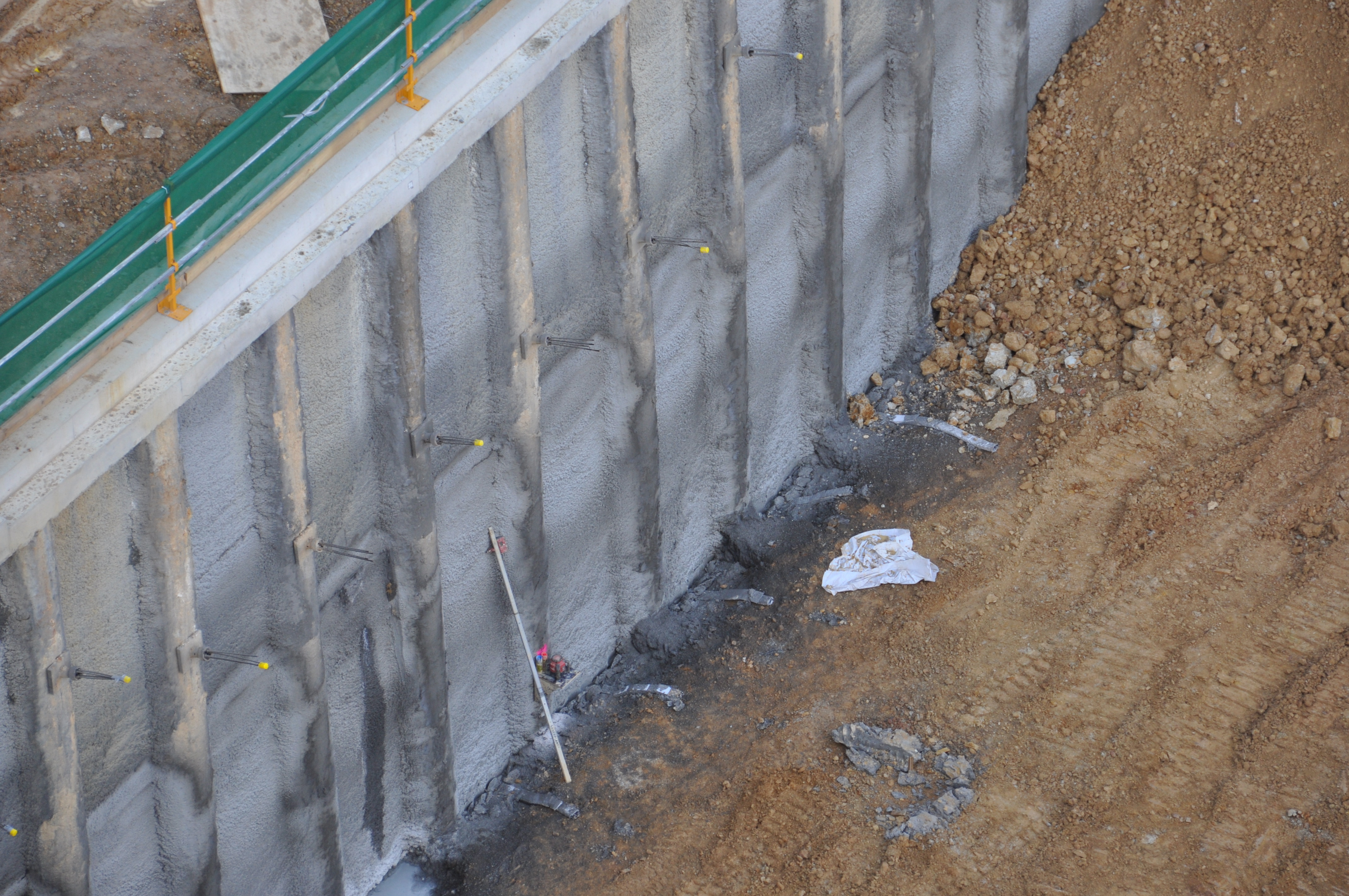 https://archive.abp.unimelb.edu.au/objects/images/Construction/Images/Basement/Shotcrete walls & drainage/DSC_0187.JPG https://archive.abp.unimelb.edu.au/objects/images/Construction/Images/Basement/Shotcrete walls & drainage/DSC_0187.JPG