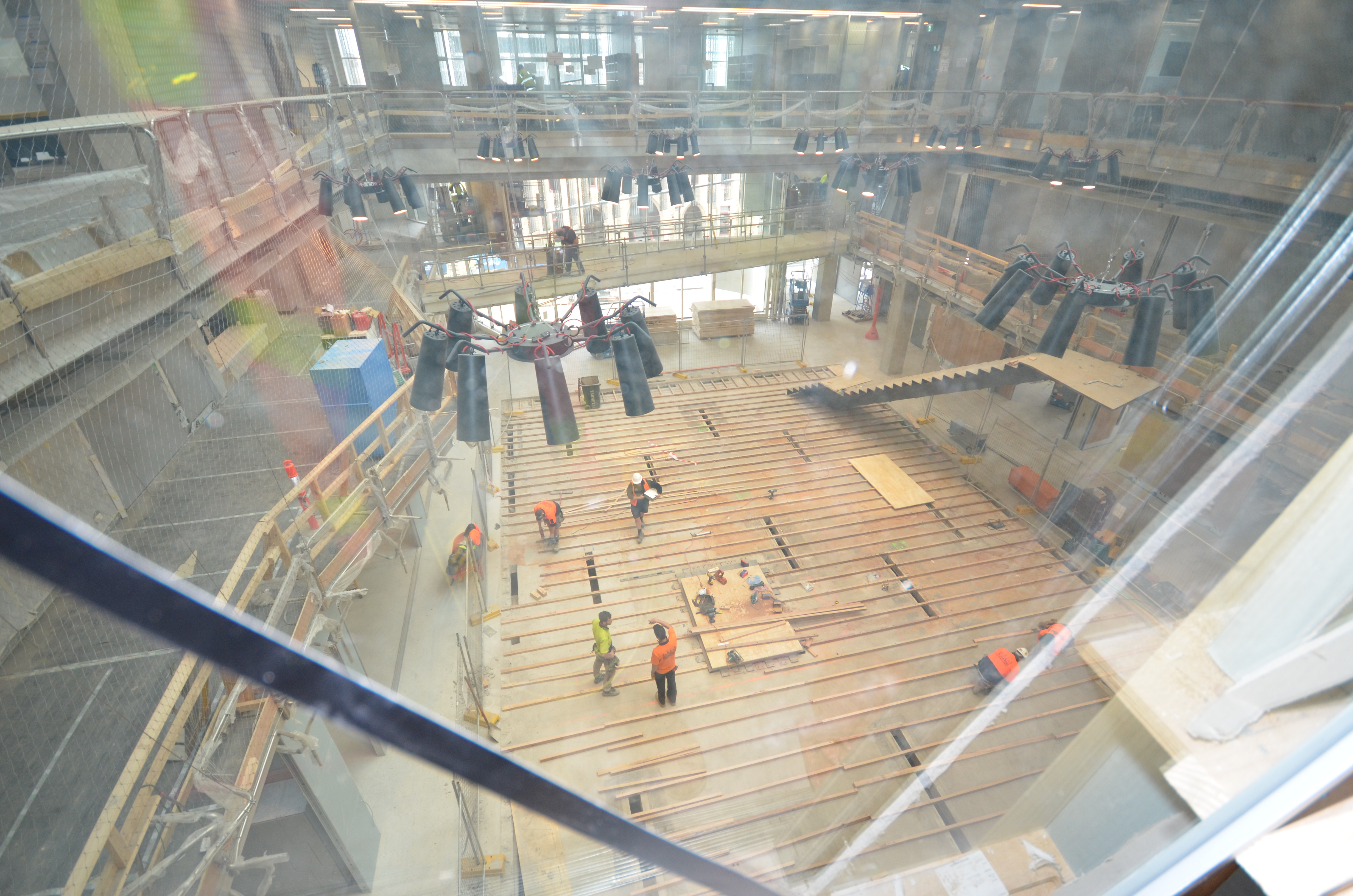 https://archive.abp.unimelb.edu.au/objects/images/Construction/Images/Floors and finishes/Atrium timber/DSC_8903.JPG https://archive.abp.unimelb.edu.au/objects/images/Construction/Images/Floors and finishes/Atrium timber/DSC_8903.JPG