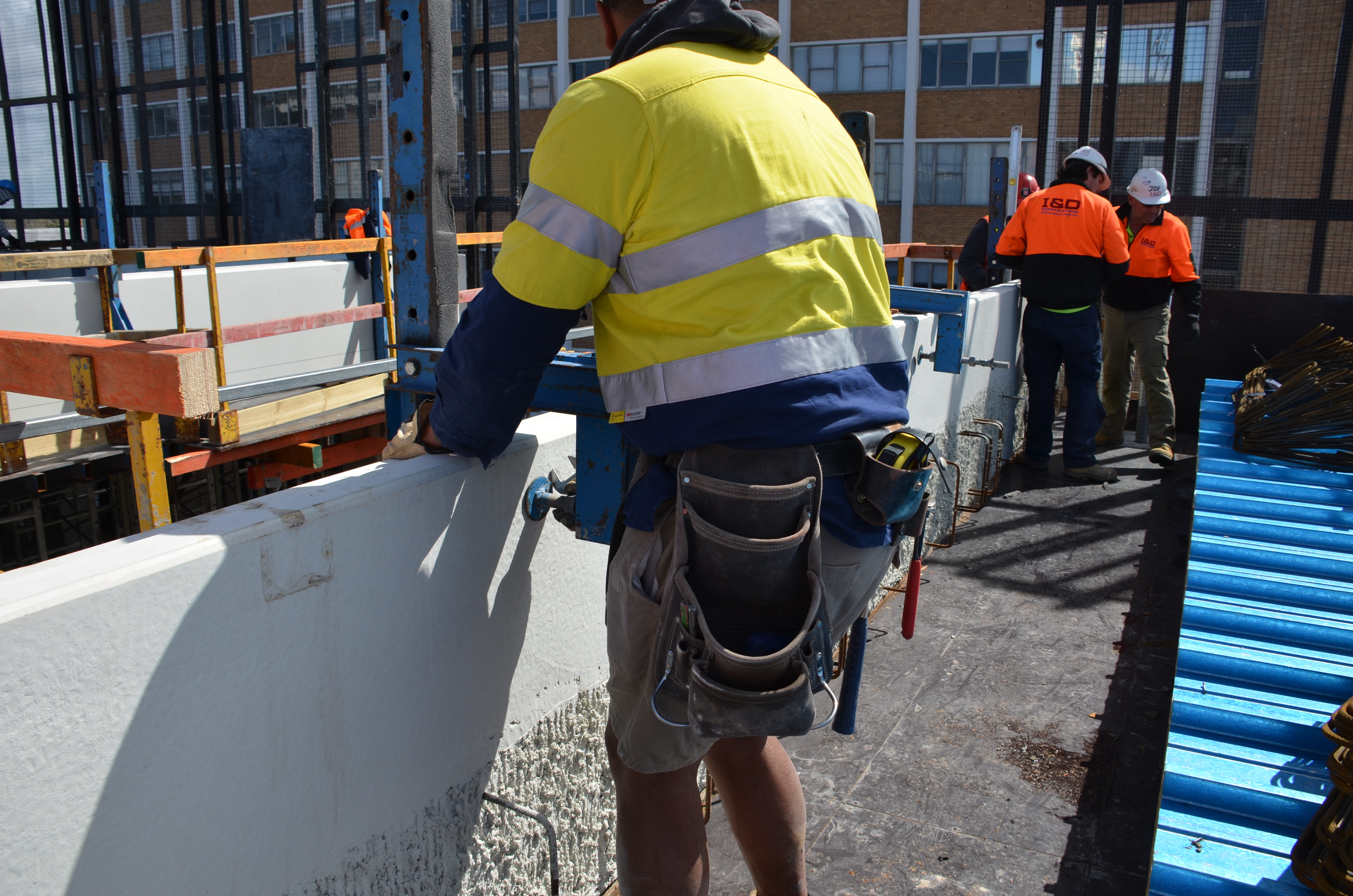 https://archive.abp.unimelb.edu.au/objects/images/Construction/Images/Facades/Precast concrete/Levels 1-5/DSC_2467.JPG https://archive.abp.unimelb.edu.au/objects/images/Construction/Images/Facades/Precast concrete/Levels 1-5/DSC_2467.JPG