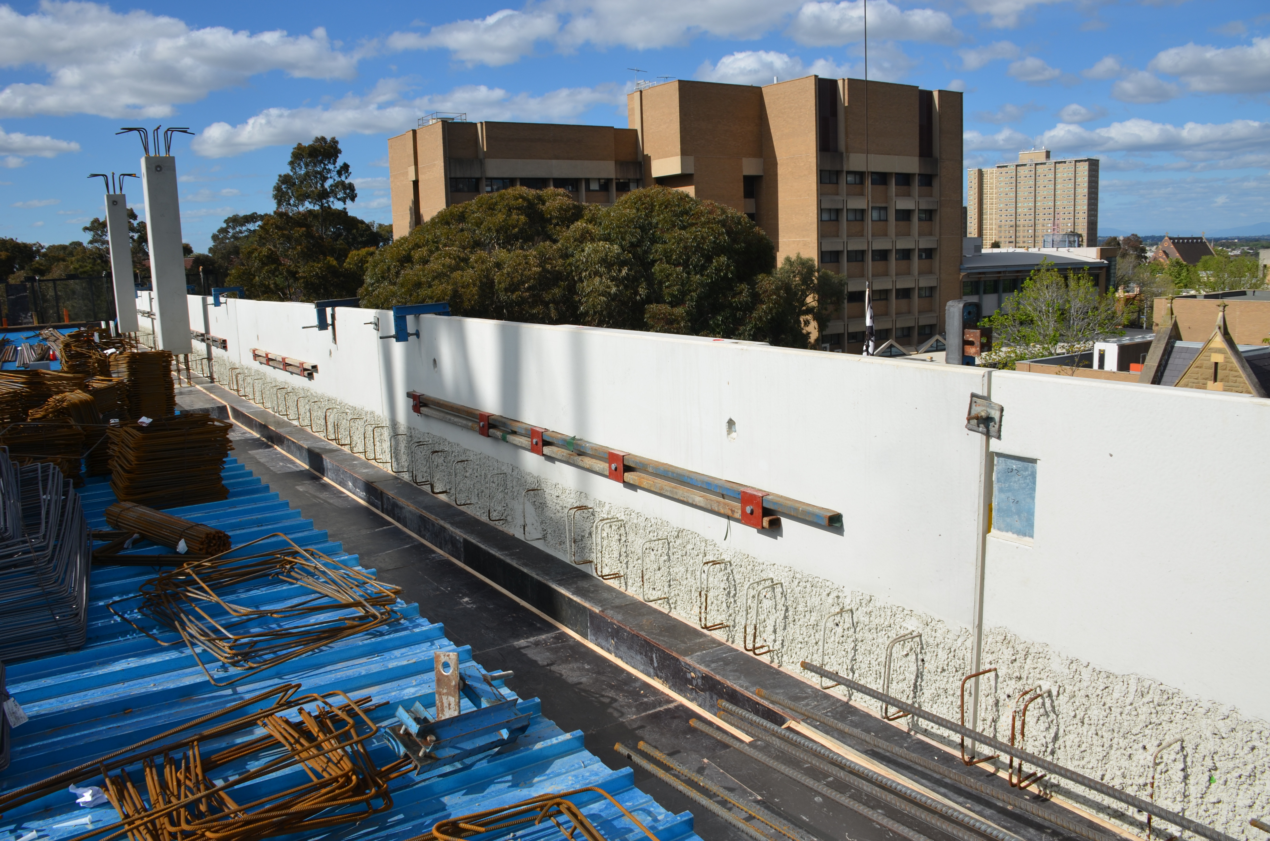 https://archive.abp.unimelb.edu.au/objects/images/Construction/Images/Facades/Precast concrete/Levels 1-5/DSC_2785.JPG https://archive.abp.unimelb.edu.au/objects/images/Construction/Images/Facades/Precast concrete/Levels 1-5/DSC_2785.JPG