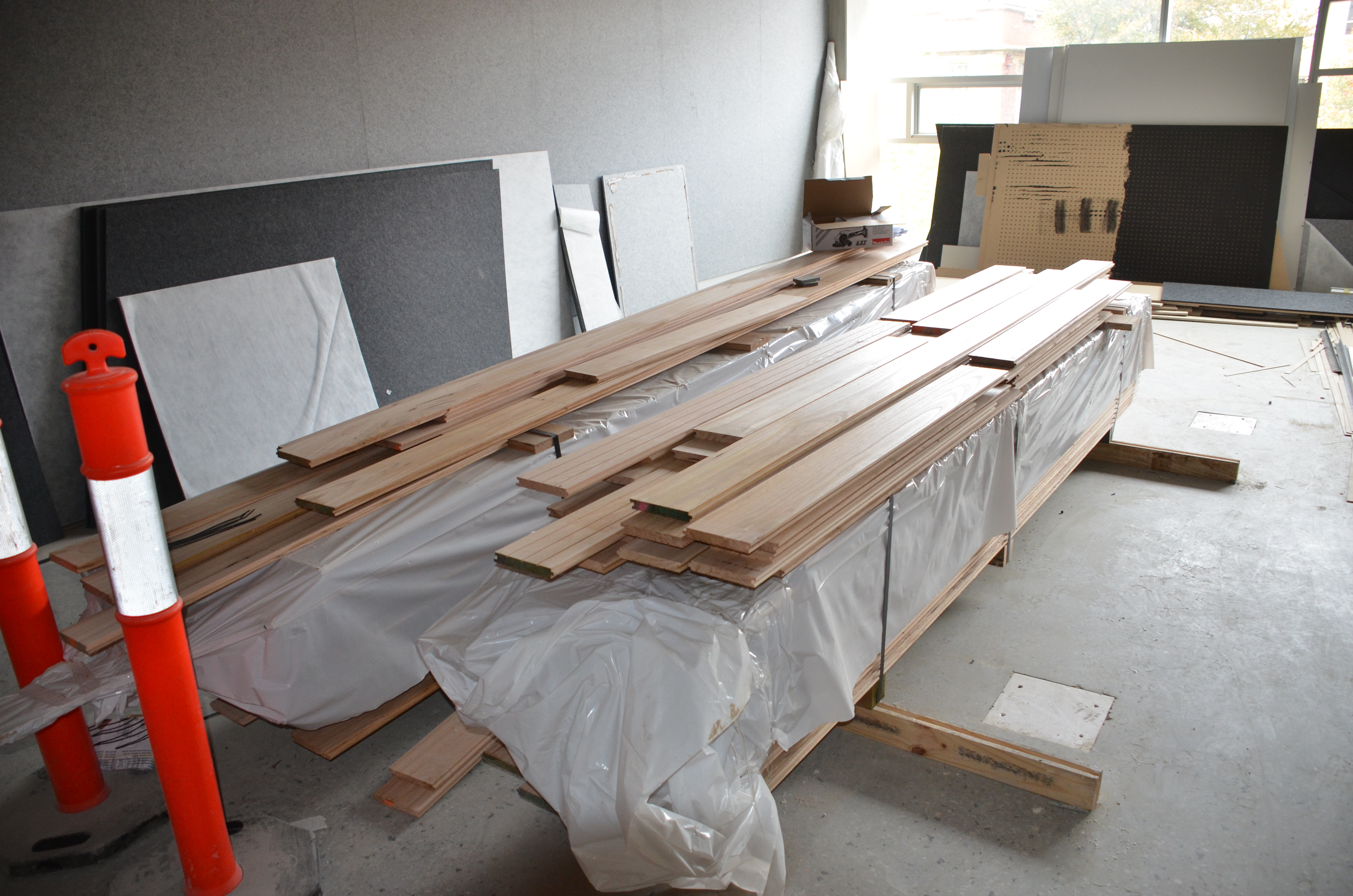 https://archive.abp.unimelb.edu.au/objects/images/Construction/Images/Floors and finishes/Atrium timber/DSC_7527.JPG