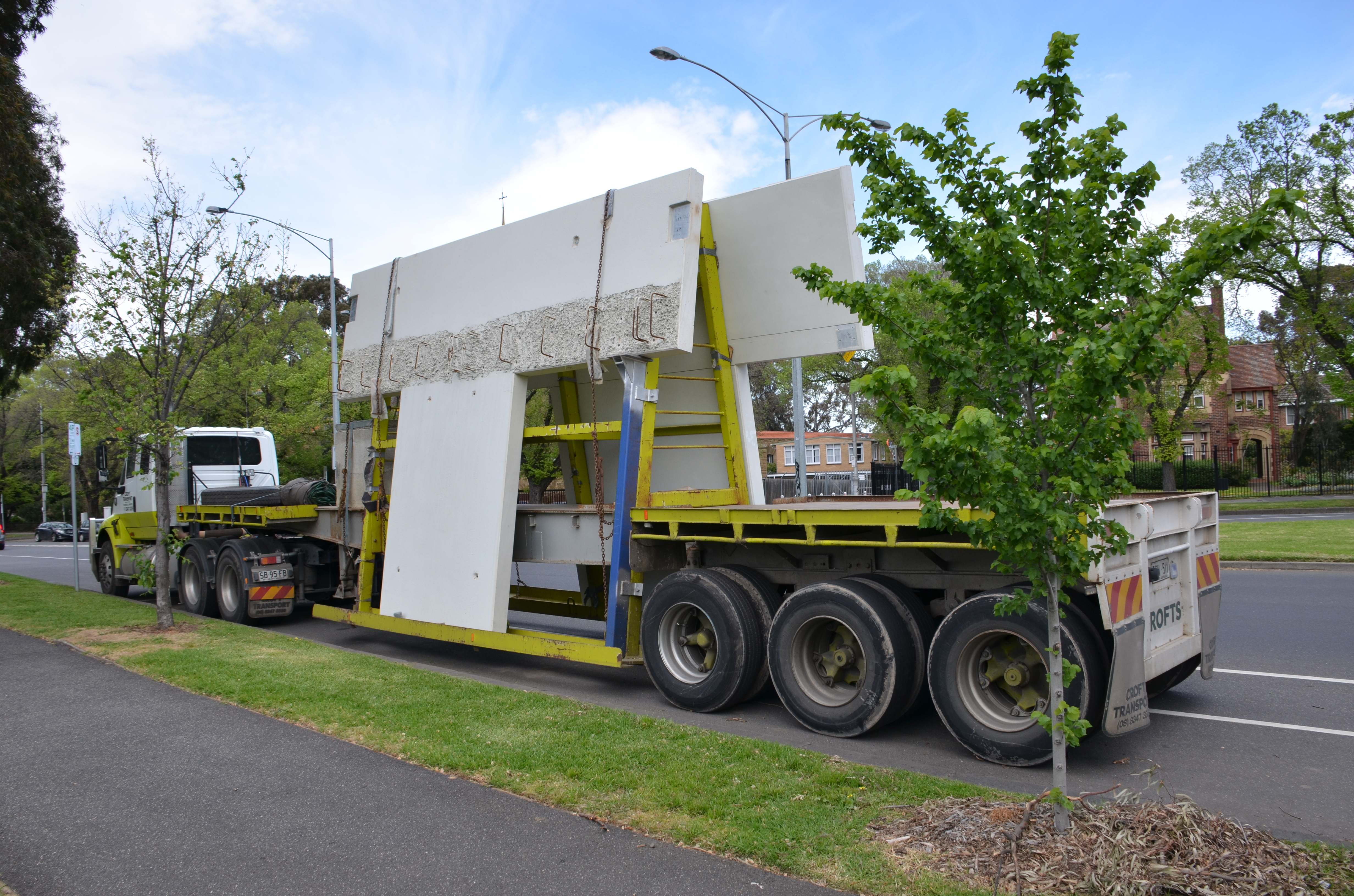 https://archive.abp.unimelb.edu.au/objects/images/Construction/Images/Facades/Precast concrete/Levels 1-5/DSC_2590.JPG https://archive.abp.unimelb.edu.au/objects/images/Construction/Images/Facades/Precast concrete/Levels 1-5/DSC_2590.JPG