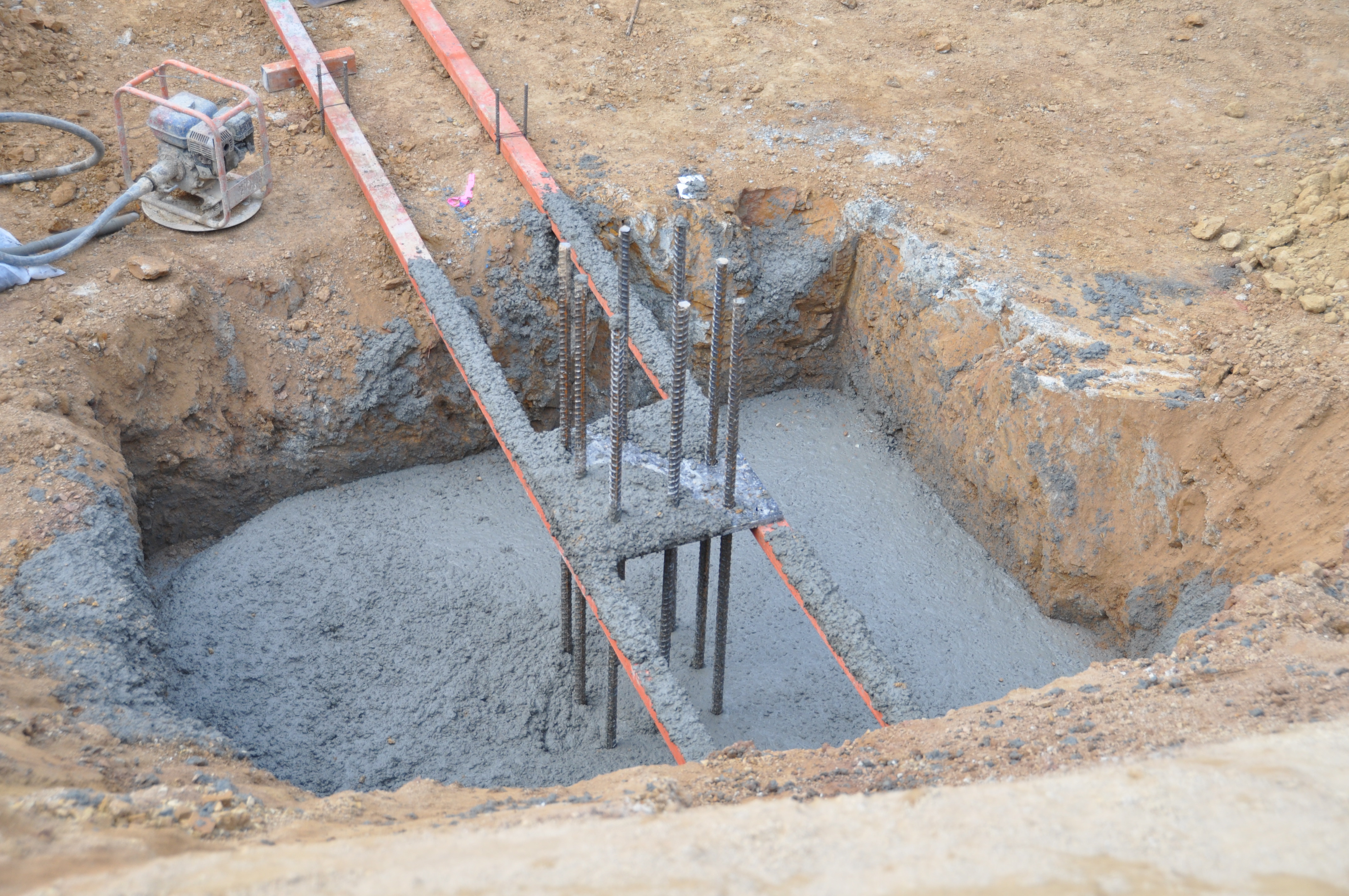 https://archive.abp.unimelb.edu.au/objects/images/Construction/Images/Pad footings & raft footings/DSC_0272.JPG https://archive.abp.unimelb.edu.au/objects/images/Construction/Images/Pad footings & raft footings/DSC_0272.JPG