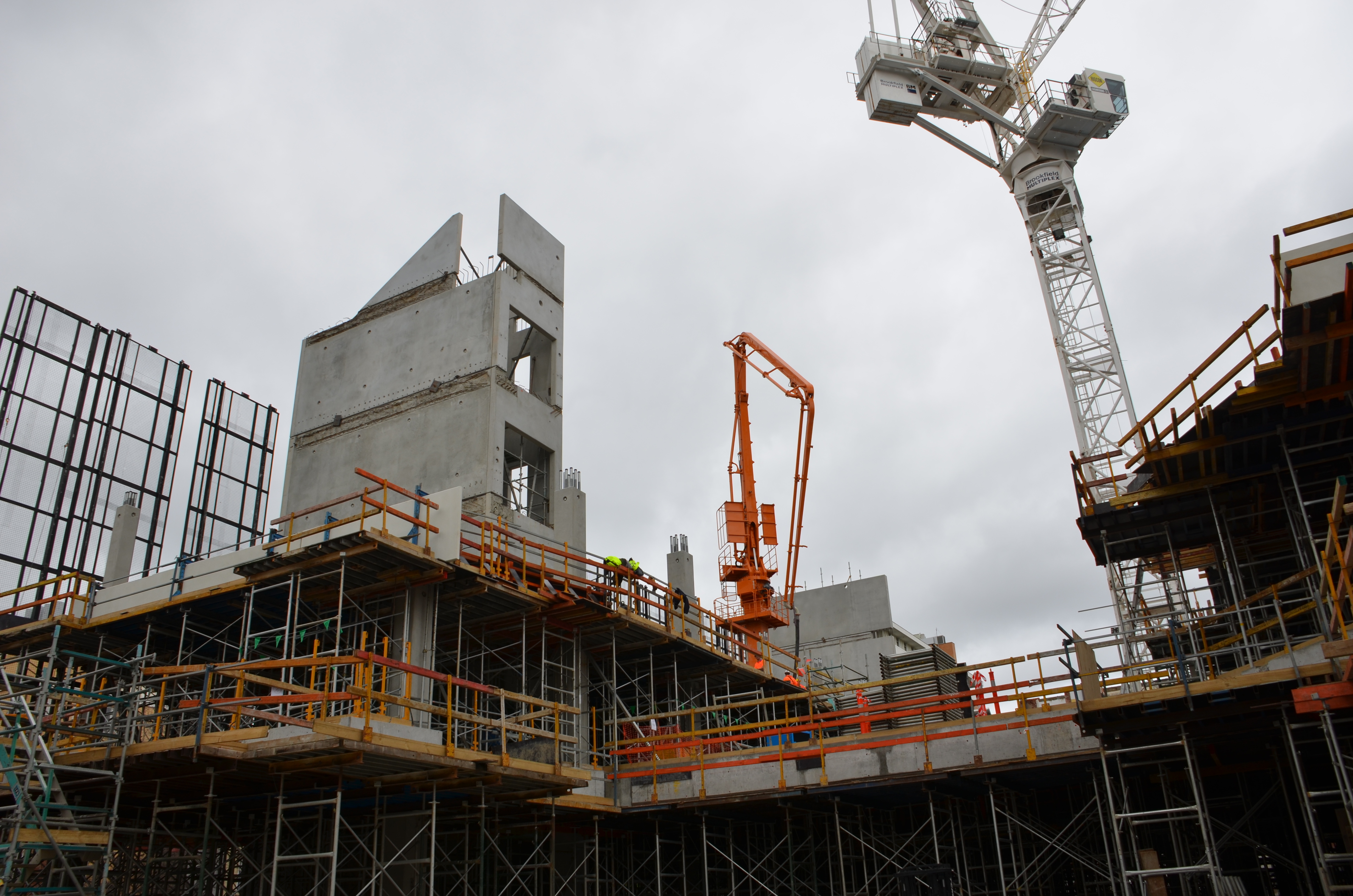 https://archive.abp.unimelb.edu.au/objects/images/Construction/Images/Concrete suspended slabs and beams/Levels 1-5 & formwork/DSC_2248.JPG