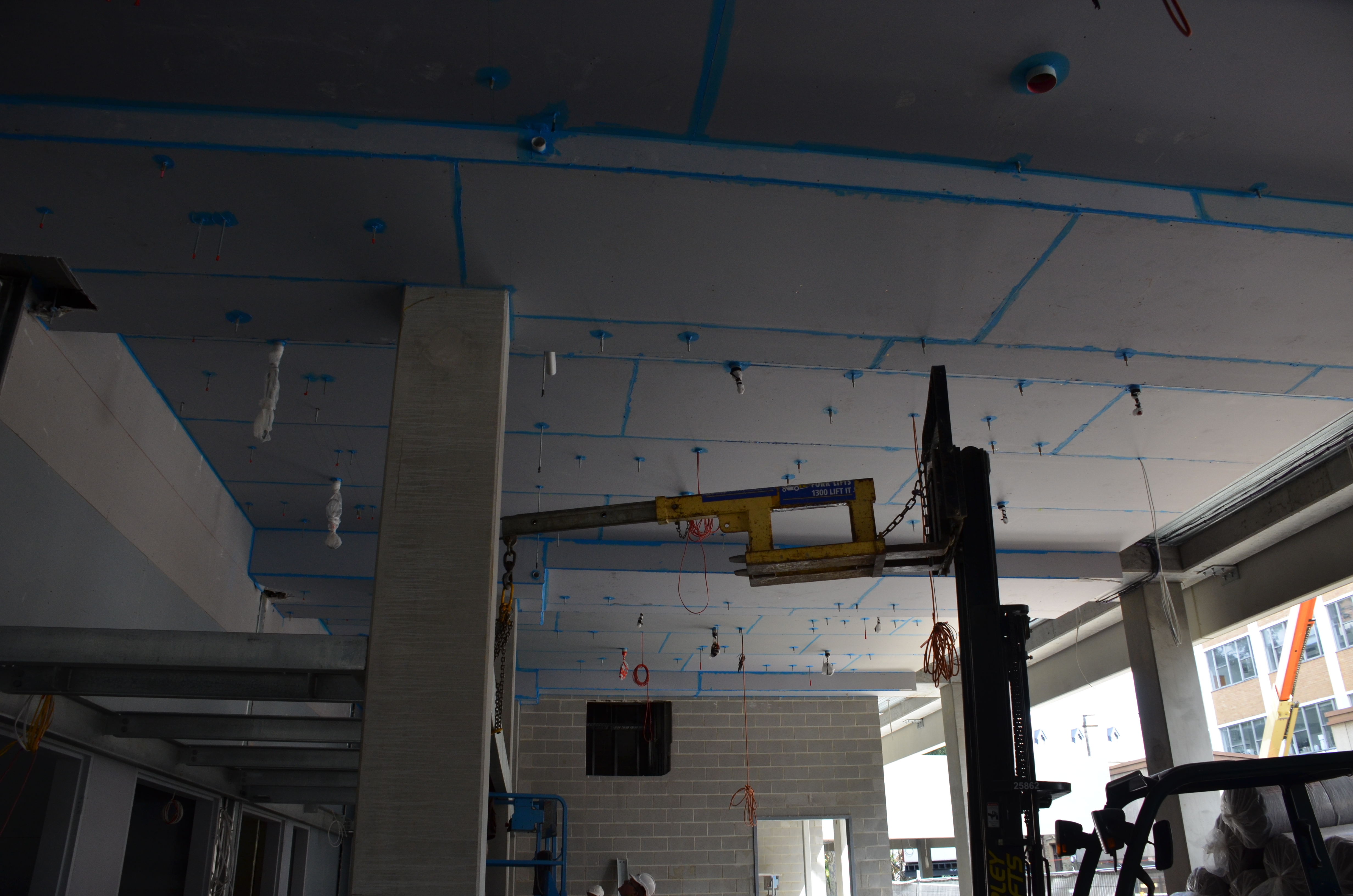 https://archive.abp.unimelb.edu.au/objects/images/Construction/Images/Ceilings/Suspended plasterboard/DSC_5517.JPG https://archive.abp.unimelb.edu.au/objects/images/Construction/Images/Ceilings/Suspended plasterboard/DSC_5517.JPG