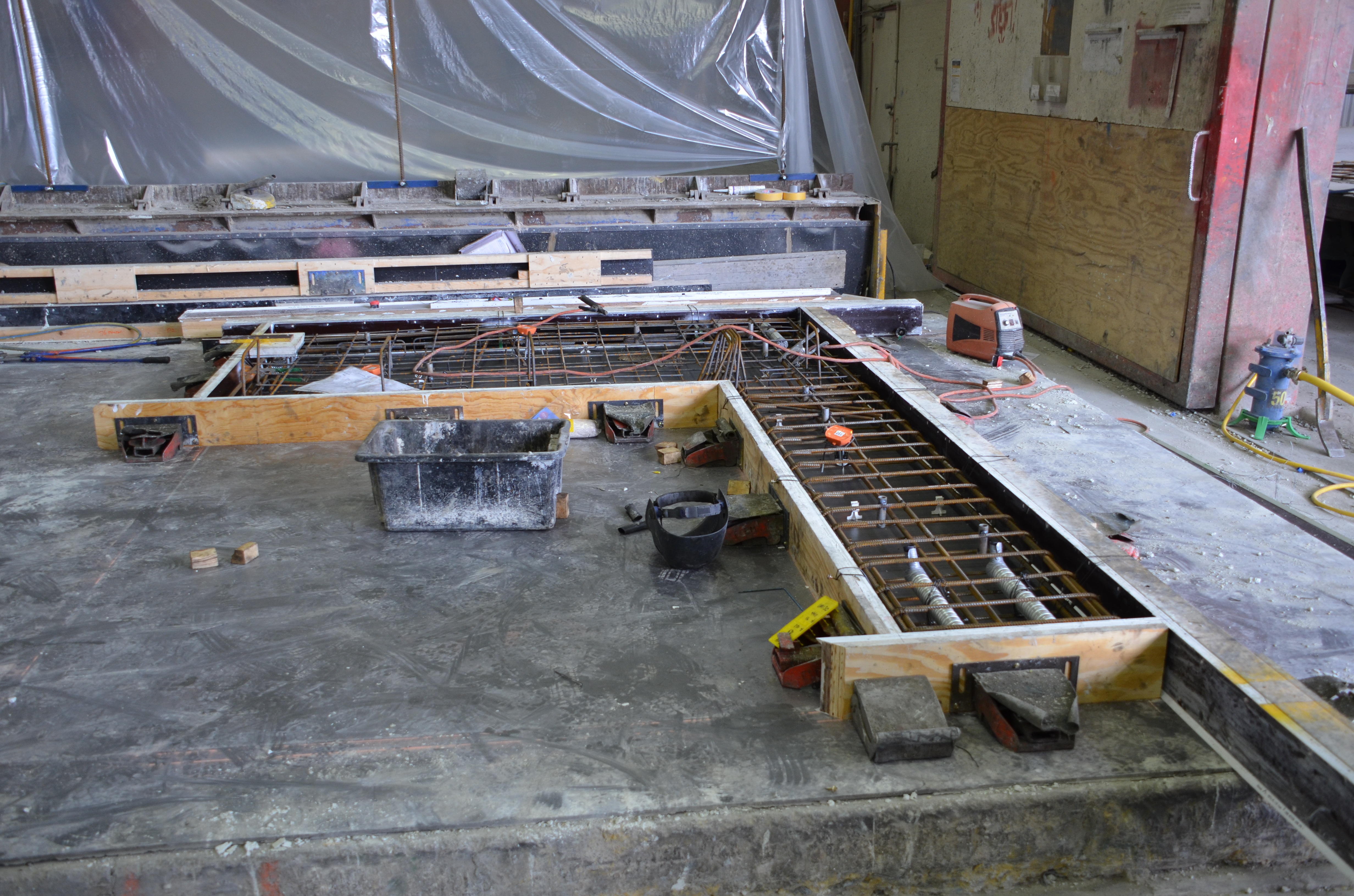 https://archive.abp.unimelb.edu.au/objects/images/Construction/Images/Facades/Precast concrete/Manufacture by Bianco/DSC_1828.JPG https://archive.abp.unimelb.edu.au/objects/images/Construction/Images/Facades/Precast concrete/Manufacture by Bianco/DSC_1828.JPG