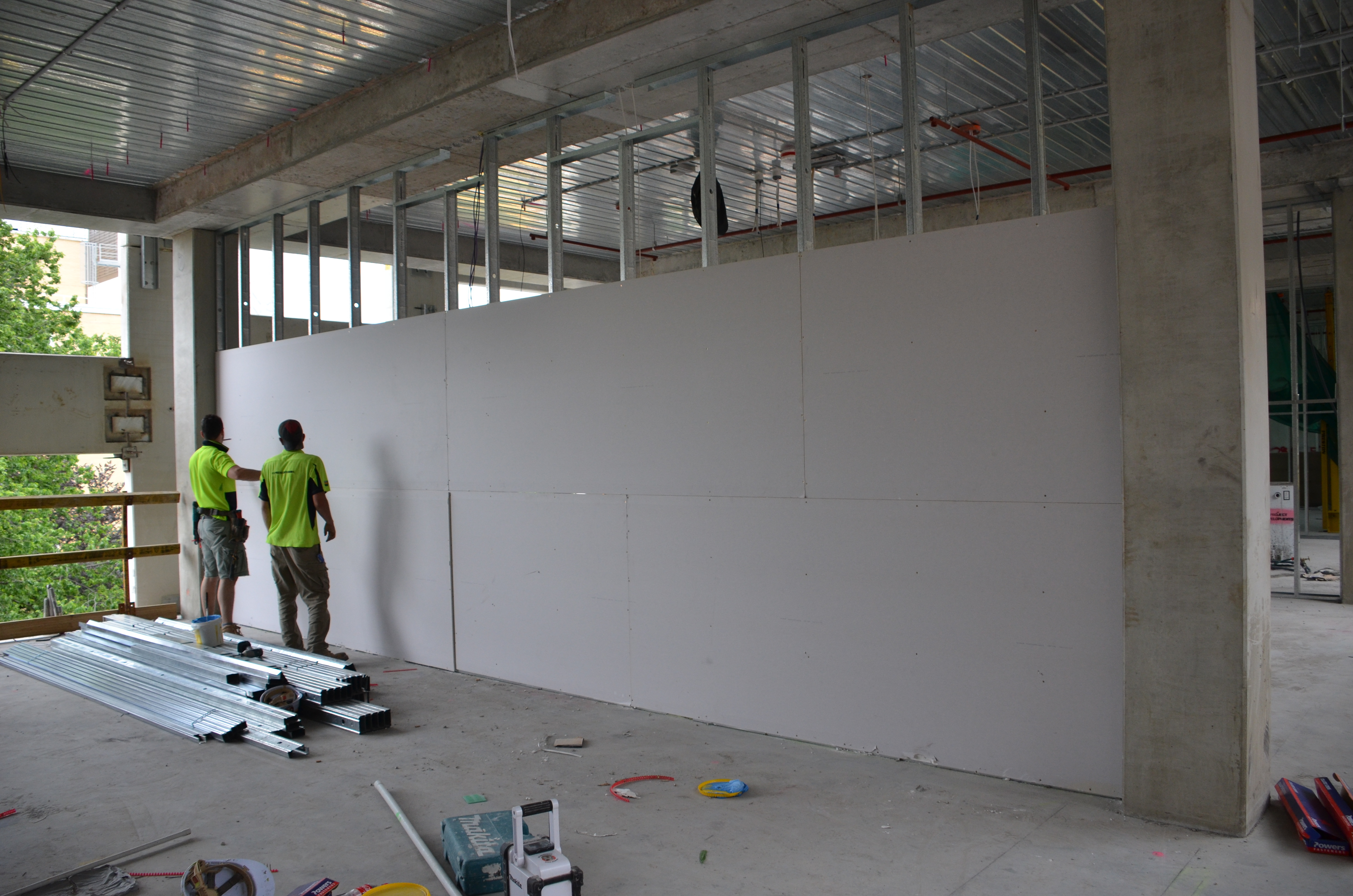 https://archive.abp.unimelb.edu.au/objects/images/Construction/Images/Walls/Metal stud upper floors/DSC_3885.JPG