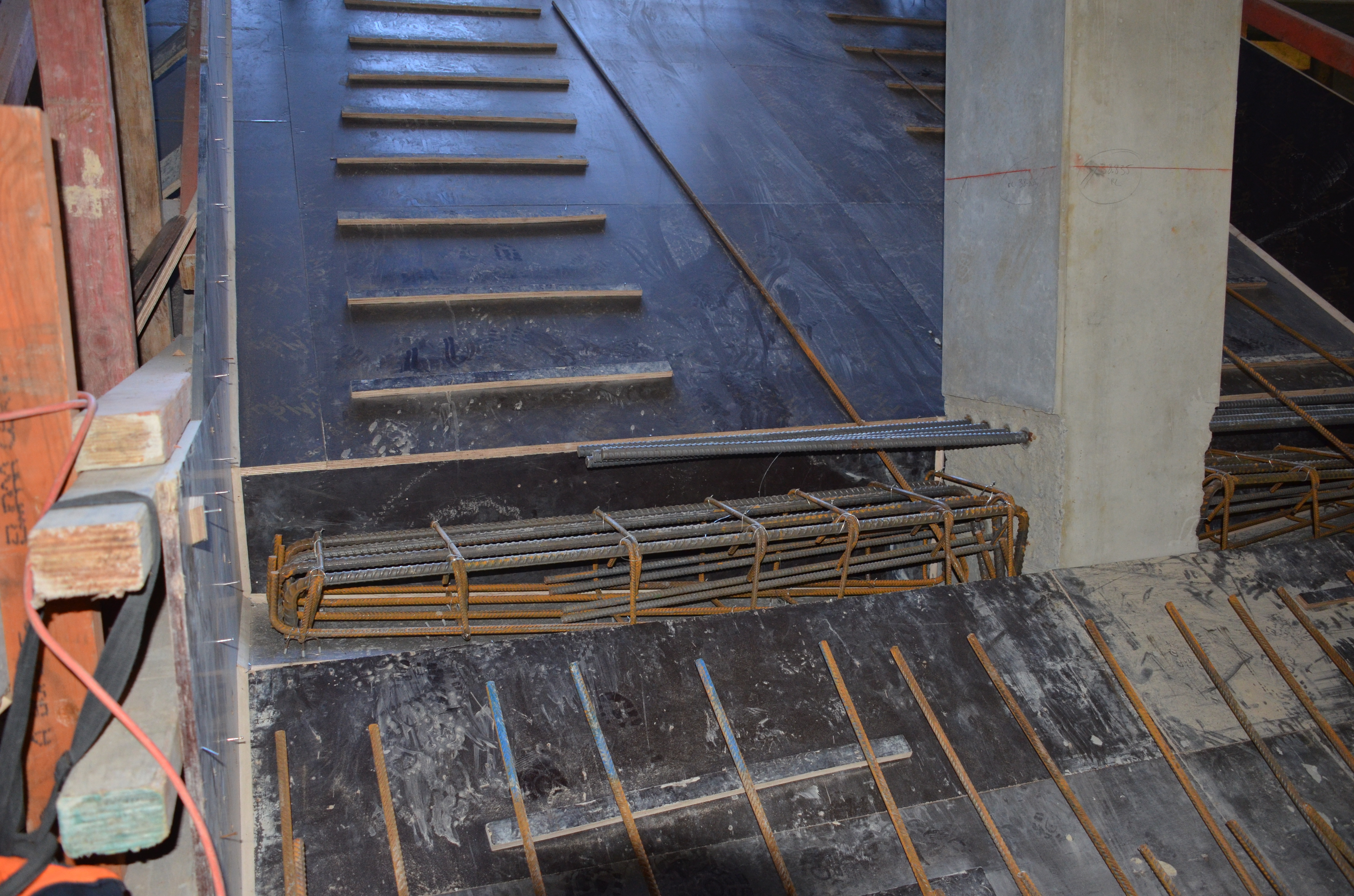 https://archive.abp.unimelb.edu.au/objects/images/Construction/Images/Stairs, walkways and balustrades/Concrete/To main lecture theatre/DSC_3119.JPG https://archive.abp.unimelb.edu.au/objects/images/Construction/Images/Stairs, walkways and balustrades/Concrete/To main lecture theatre/DSC_3119.JPG