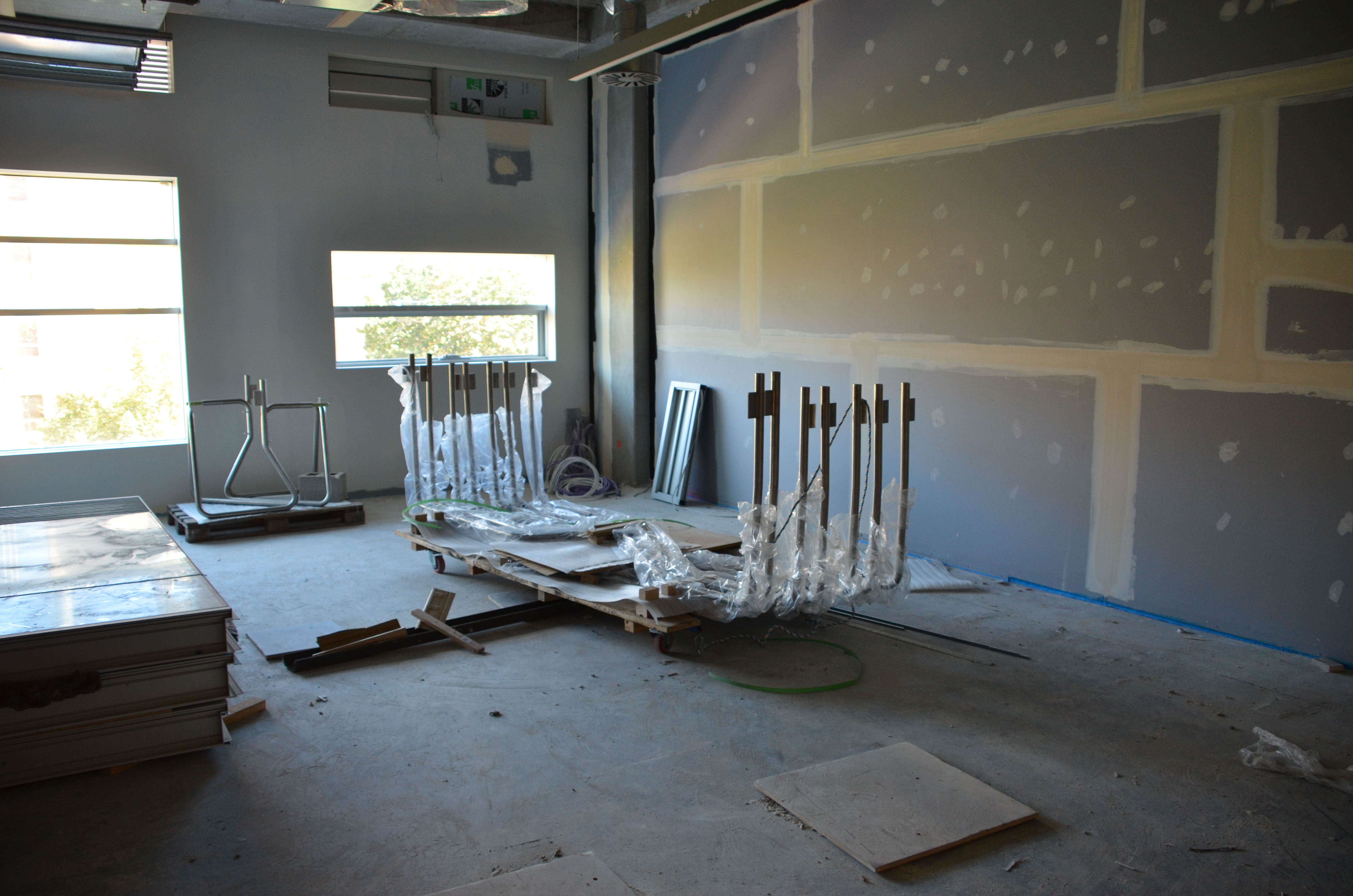 https://archive.abp.unimelb.edu.au/objects/images/Construction/Images/Atrium stainless steel wire mesh & frames/DSC_6606.JPG https://archive.abp.unimelb.edu.au/objects/images/Construction/Images/Atrium stainless steel wire mesh & frames/DSC_6606.JPG