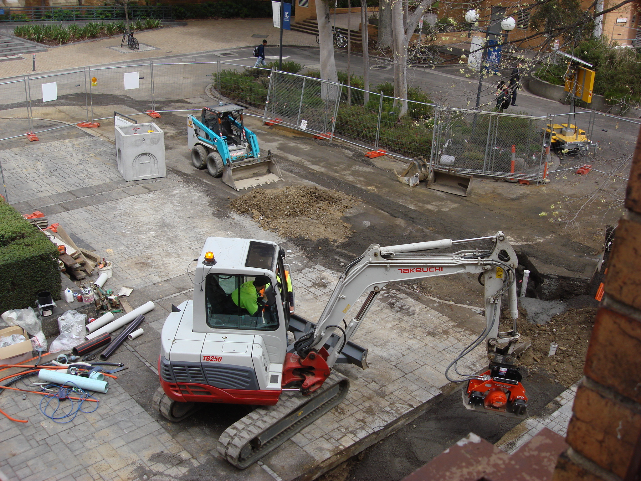 https://archive.abp.unimelb.edu.au/objects/images/Pre-construction/Enabling works/DSC07470.JPG https://archive.abp.unimelb.edu.au/objects/images/Pre-construction/Enabling works/DSC07470.JPG