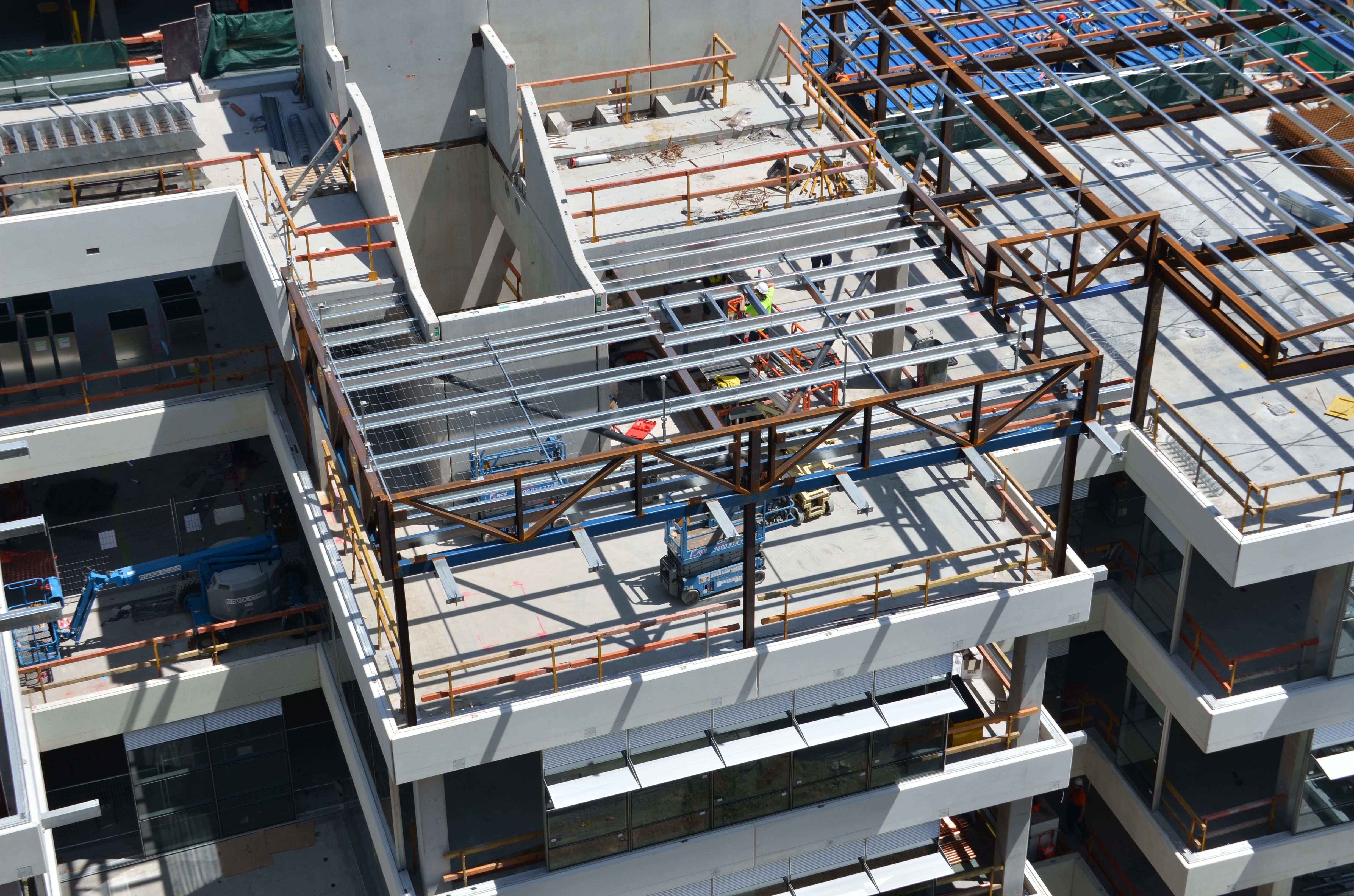 https://archive.abp.unimelb.edu.au/objects/images/Construction/Images/Structural steel/General roof/DSC_4238.JPG https://archive.abp.unimelb.edu.au/objects/images/Construction/Images/Structural steel/General roof/DSC_4238.JPG