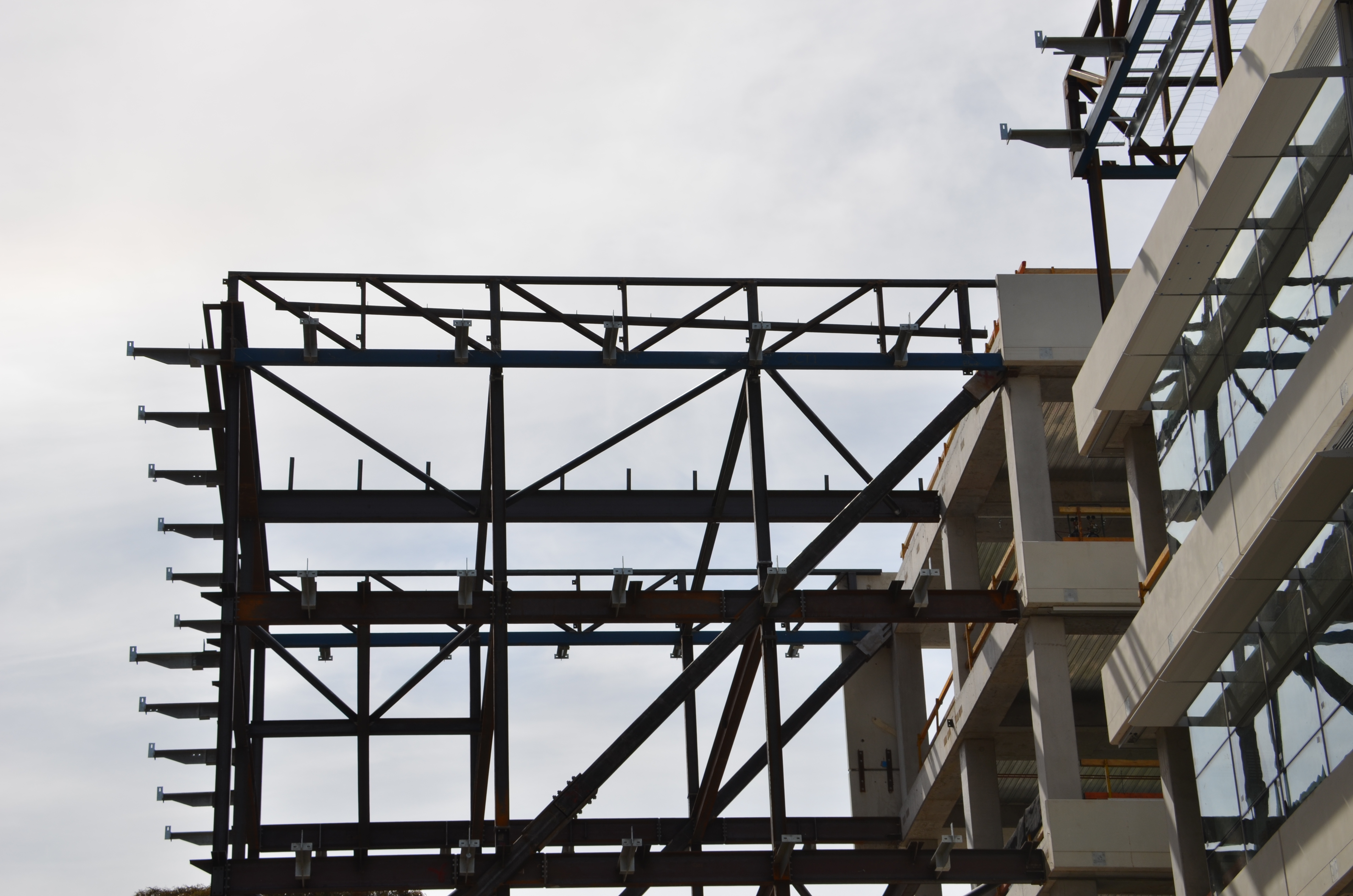 https://archive.abp.unimelb.edu.au/objects/images/Construction/Images/Structural steel/Cantilever/Erection/DSC_4416.JPG https://archive.abp.unimelb.edu.au/objects/images/Construction/Images/Structural steel/Cantilever/Erection/DSC_4416.JPG