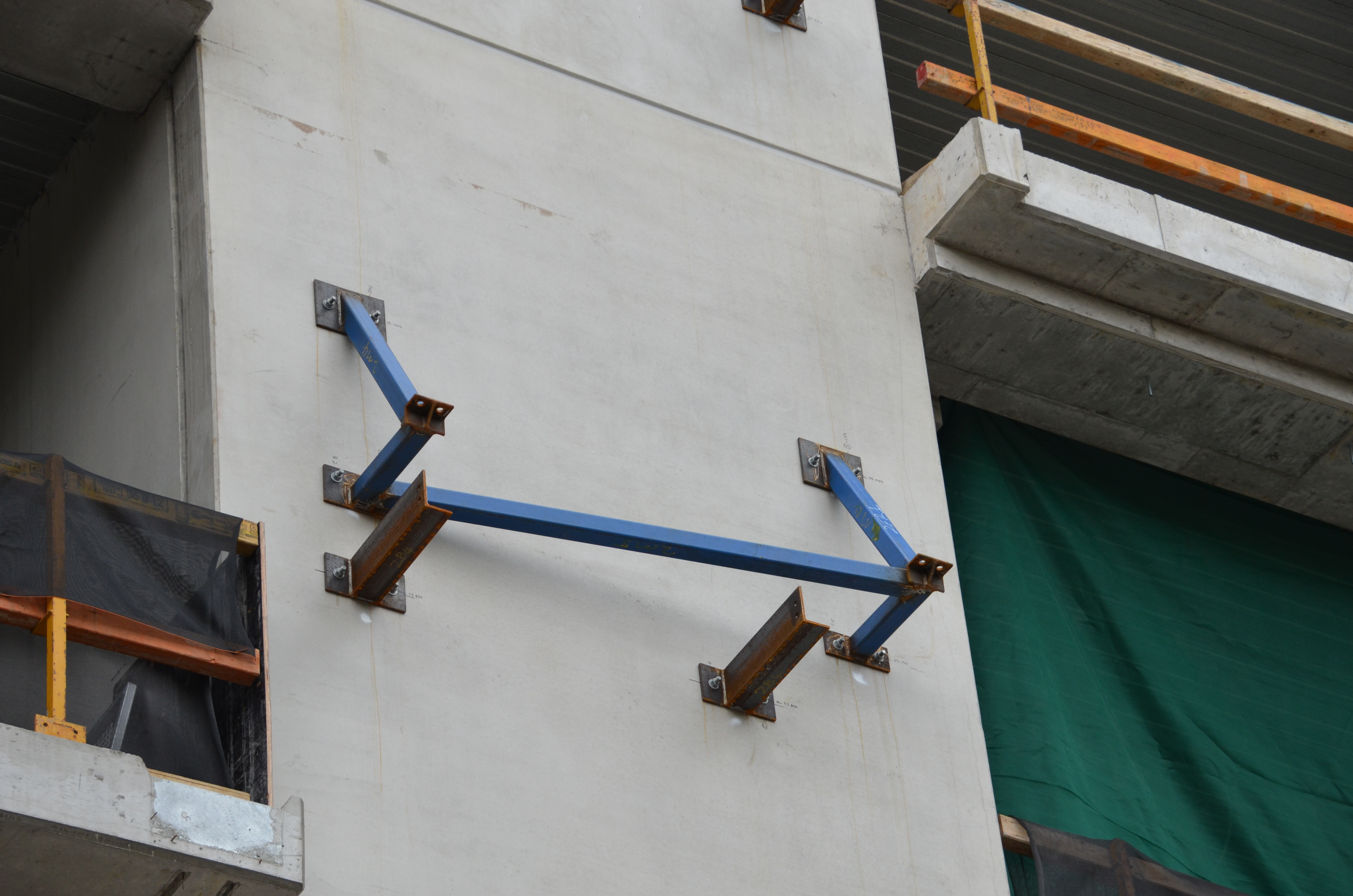 https://archive.abp.unimelb.edu.au/objects/images/Construction/Images/Facades/Precast concrete/Polished south side/DSC_3905.JPG