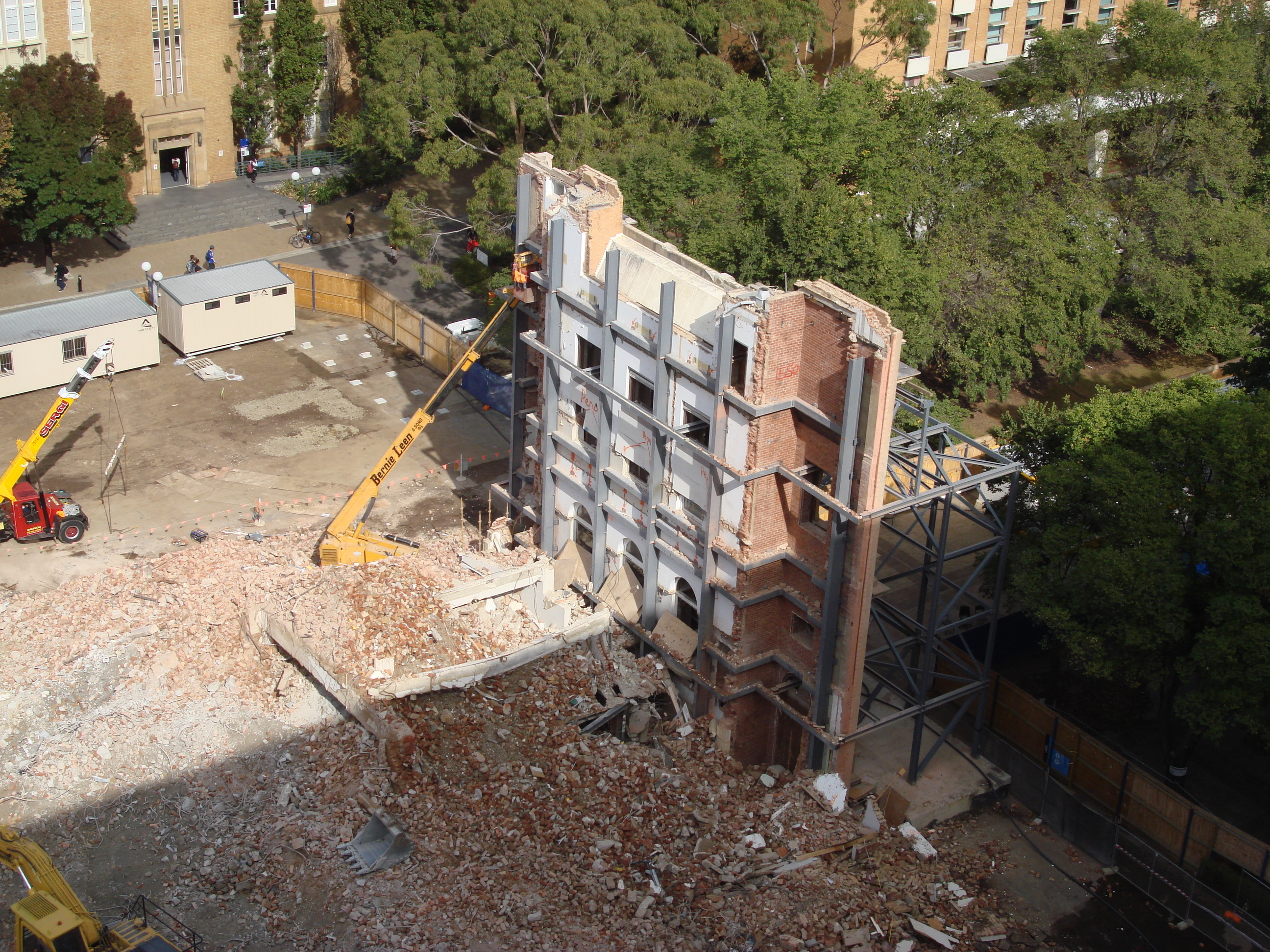 https://archive.abp.unimelb.edu.au/objects/images/Pre-construction/Demolition/OC/DSC08439.JPG https://archive.abp.unimelb.edu.au/objects/images/Pre-construction/Demolition/OC/DSC08439.JPG