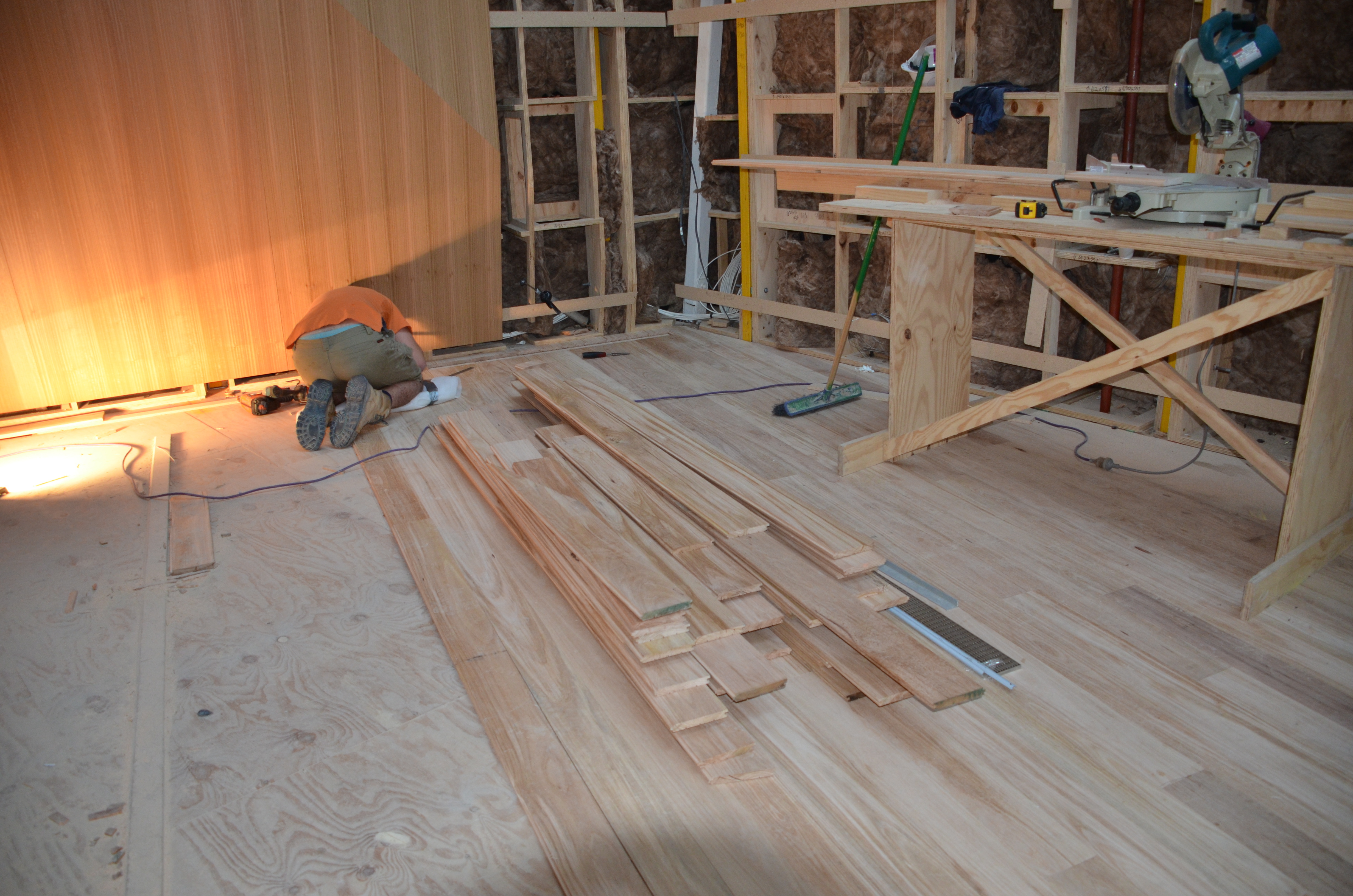 https://archive.abp.unimelb.edu.au/objects/images/Construction/Images/Hanging studio/Polished timber floors/DSC_8816.JPG https://archive.abp.unimelb.edu.au/objects/images/Construction/Images/Hanging studio/Polished timber floors/DSC_8816.JPG