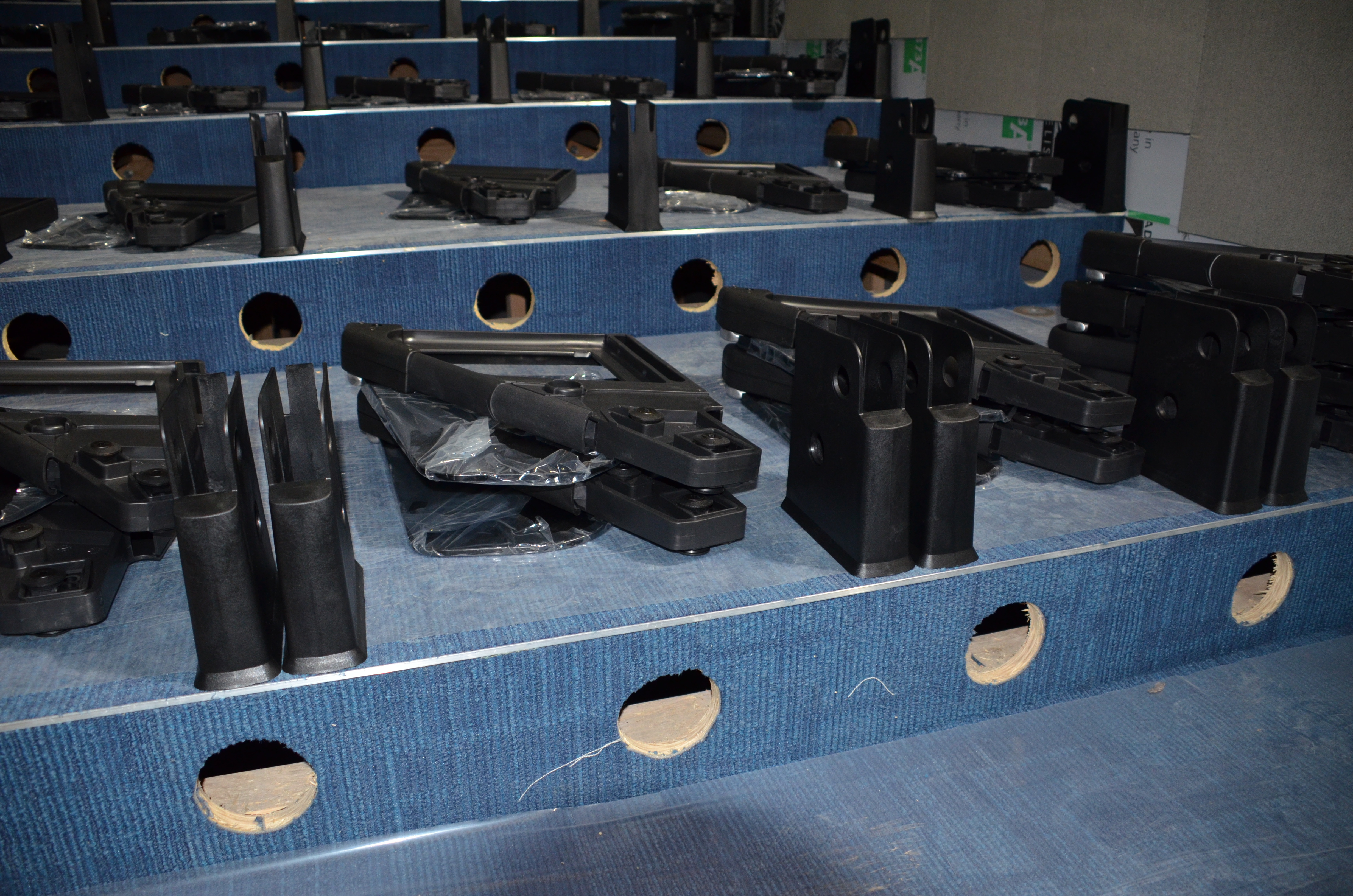 https://archive.abp.unimelb.edu.au/objects/images/Construction/Images/Fitouts/Lecture theatre seating/DSC_8592.JPG