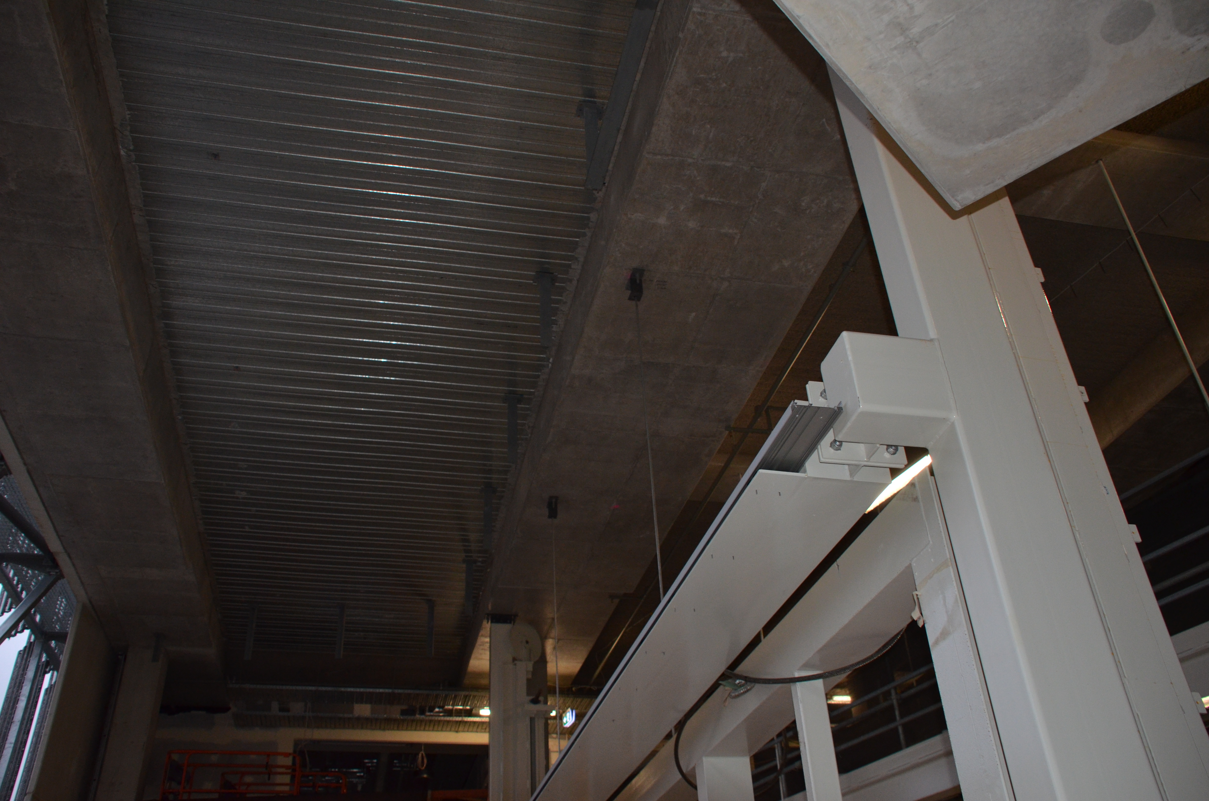 https://archive.abp.unimelb.edu.au/objects/images/Construction/Images/Doors and door frames/Atrium vertical sliding glazed door/DSC_7351.JPG