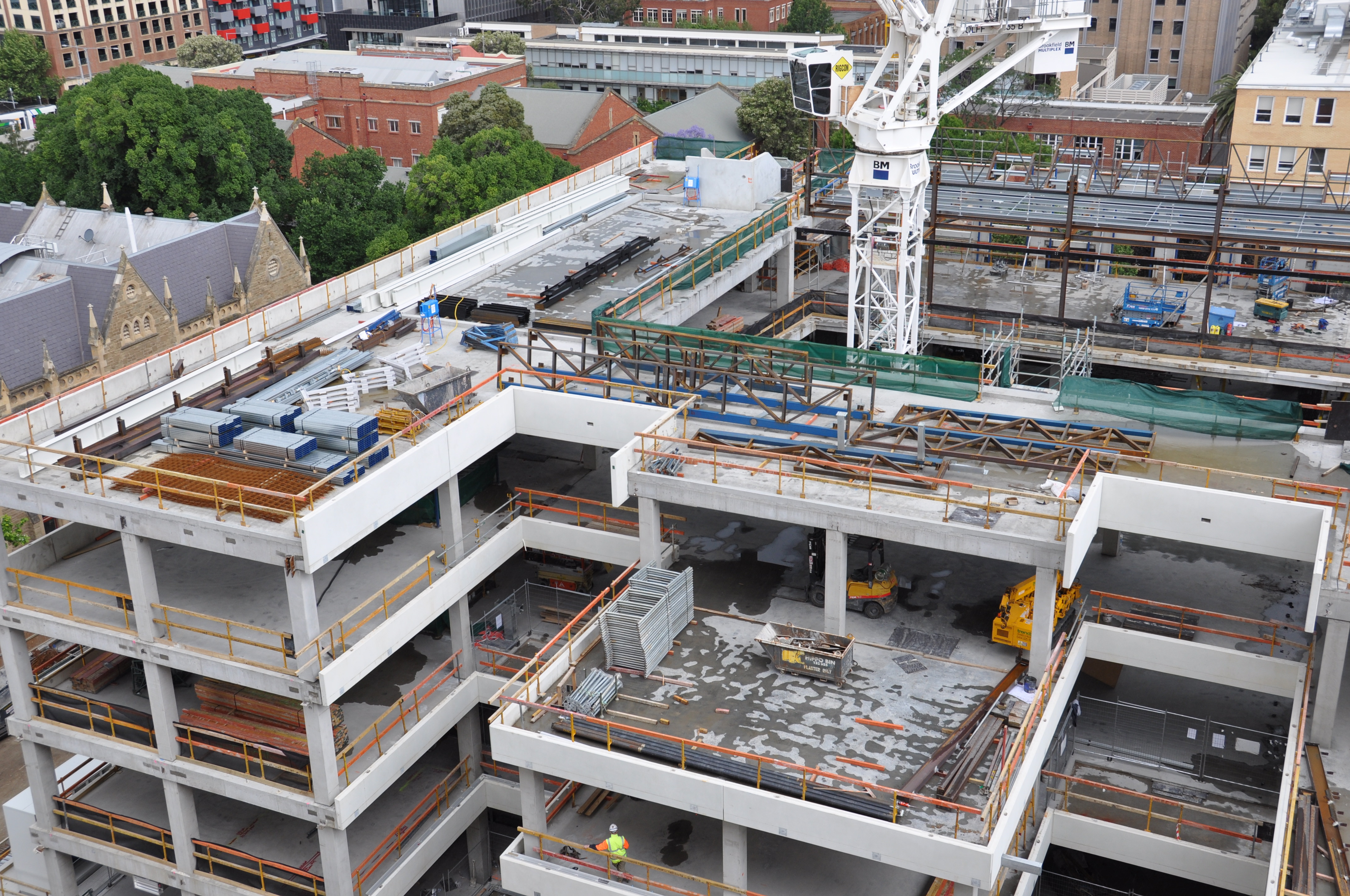 https://archive.abp.unimelb.edu.au/objects/images/Construction/Images/Structural steel/General roof/DSC_4054.JPG https://archive.abp.unimelb.edu.au/objects/images/Construction/Images/Structural steel/General roof/DSC_4054.JPG
