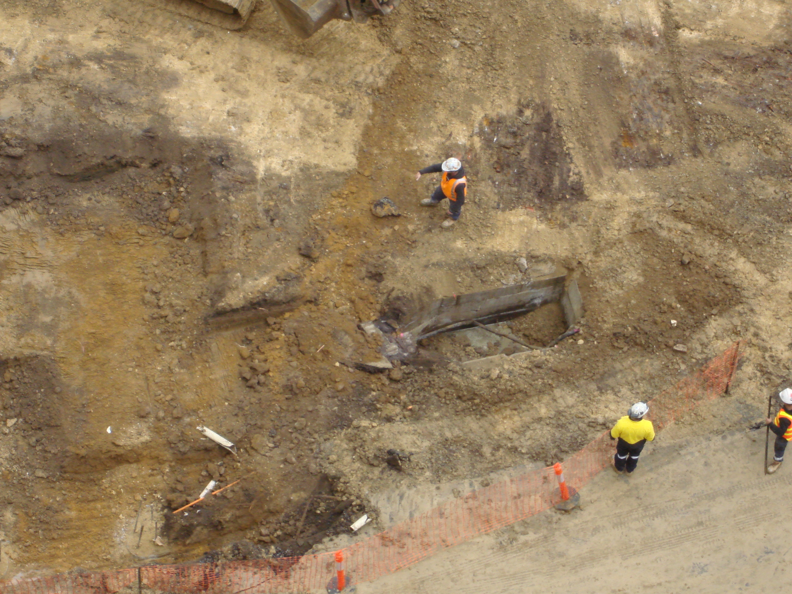 https://archive.abp.unimelb.edu.au/objects/images/Construction/Images/Basement/Existing underground services/DSC_0129G.JPG https://archive.abp.unimelb.edu.au/objects/images/Construction/Images/Basement/Existing underground services/DSC_0129G.JPG