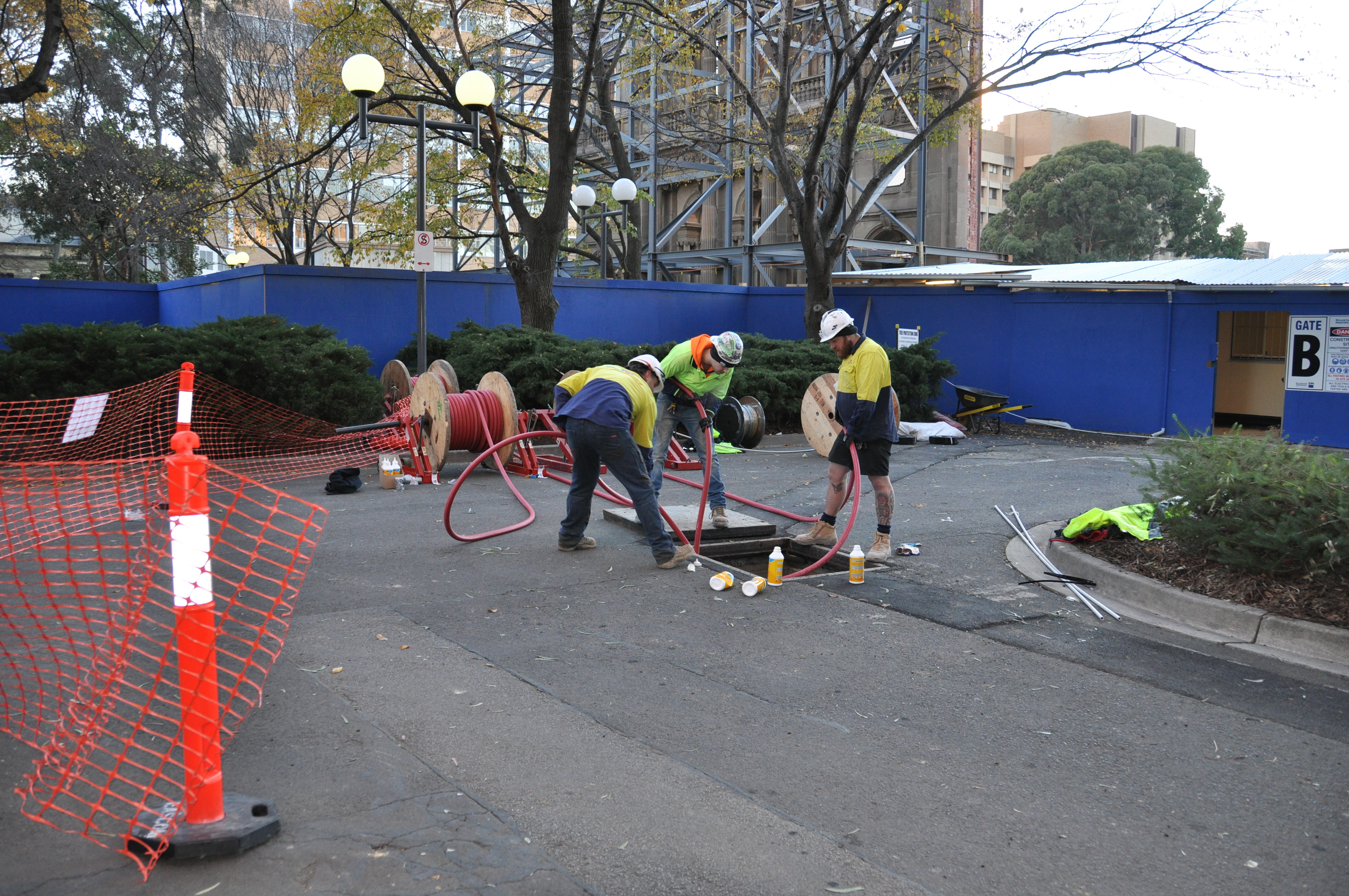 https://archive.abp.unimelb.edu.au/objects/images/Construction/Images/Services/Power supply/DSC_0209.JPG https://archive.abp.unimelb.edu.au/objects/images/Construction/Images/Services/Power supply/DSC_0209.JPG
