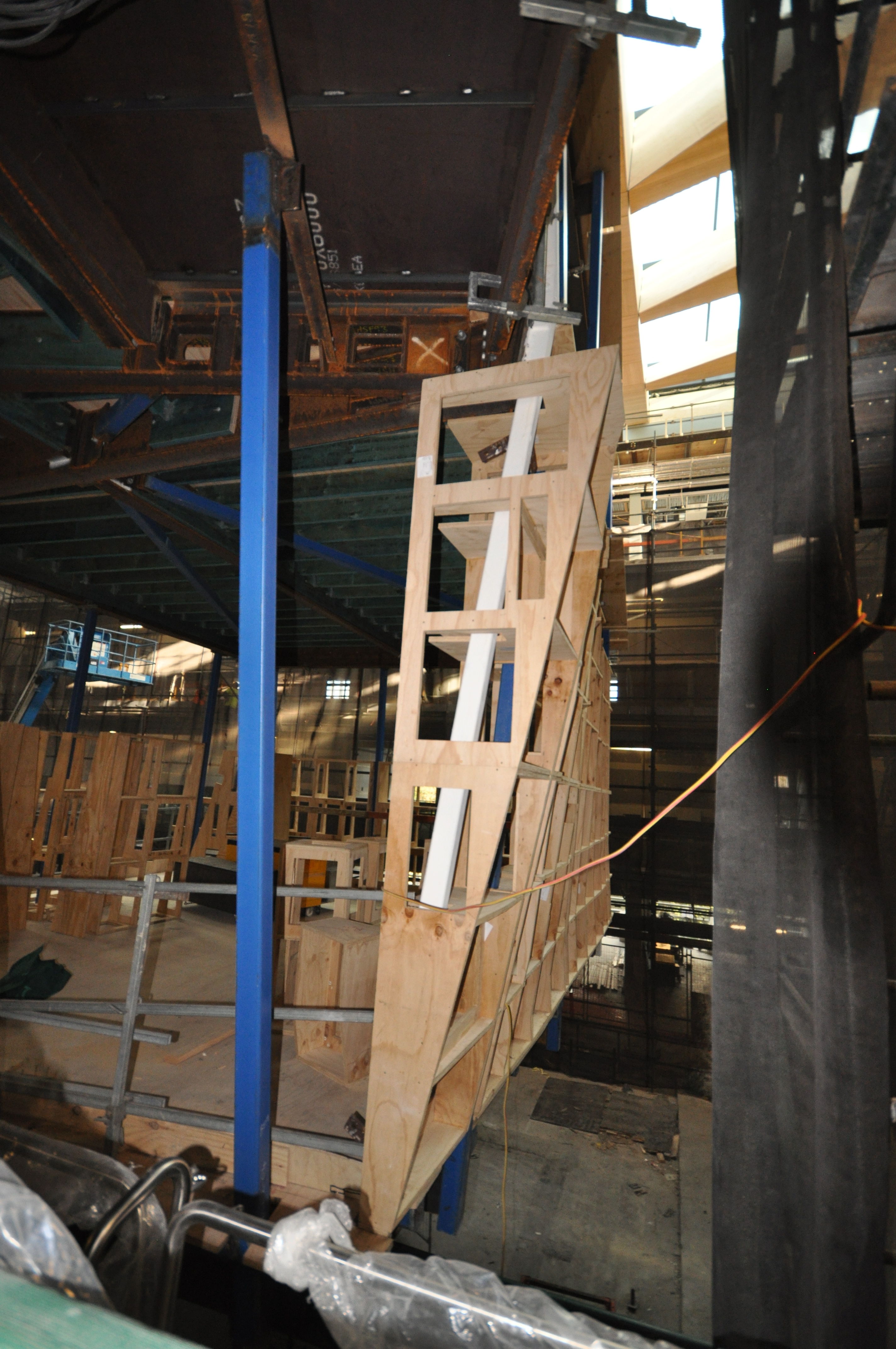 https://archive.abp.unimelb.edu.au/objects/images/Construction/Images/Hanging studio/Wall framing/DSC_7263.JPG https://archive.abp.unimelb.edu.au/objects/images/Construction/Images/Hanging studio/Wall framing/DSC_7263.JPG