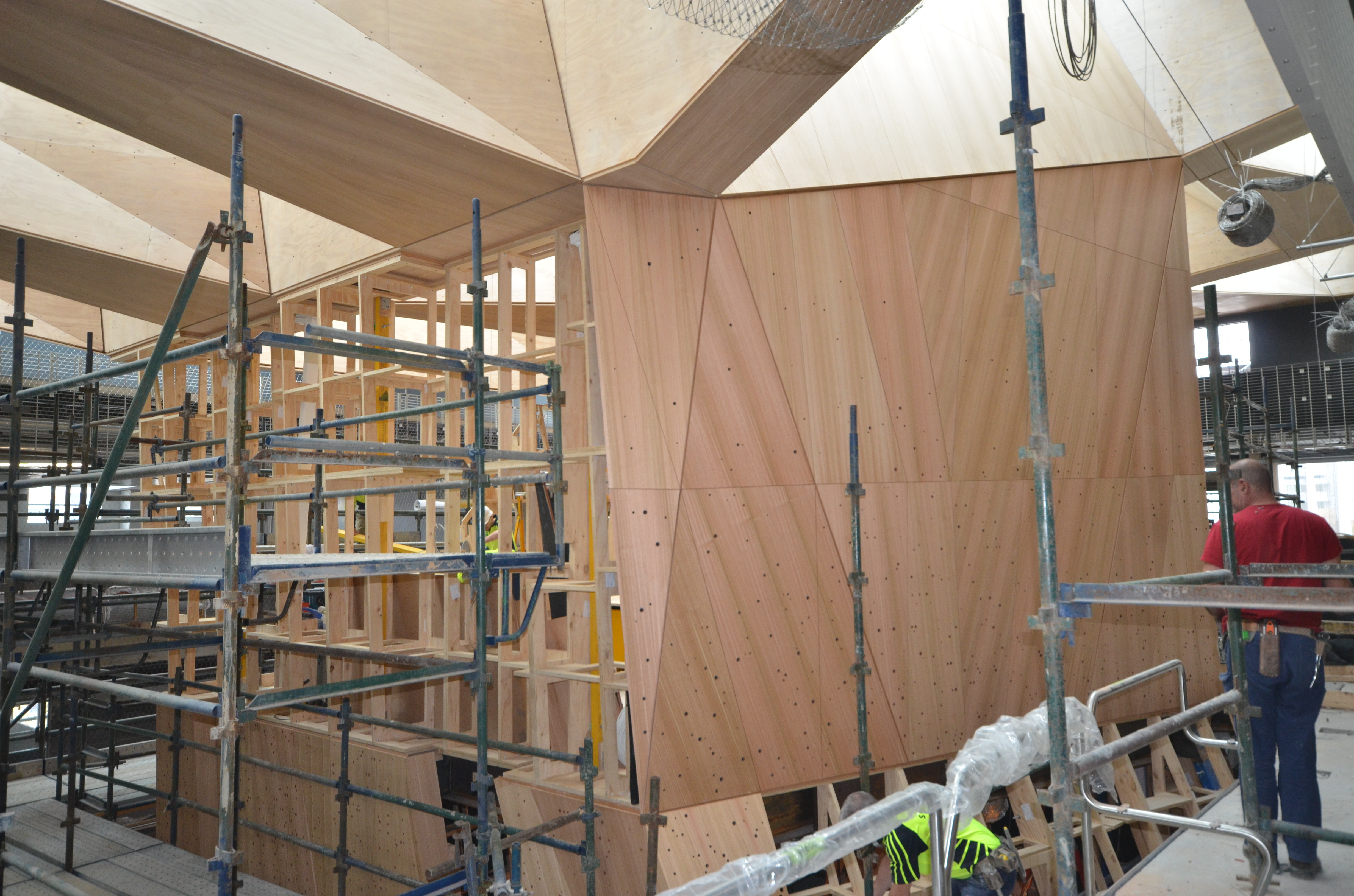 https://archive.abp.unimelb.edu.au/objects/images/Construction/Images/Hanging studio/External wall cladding/DSC_8245.JPG