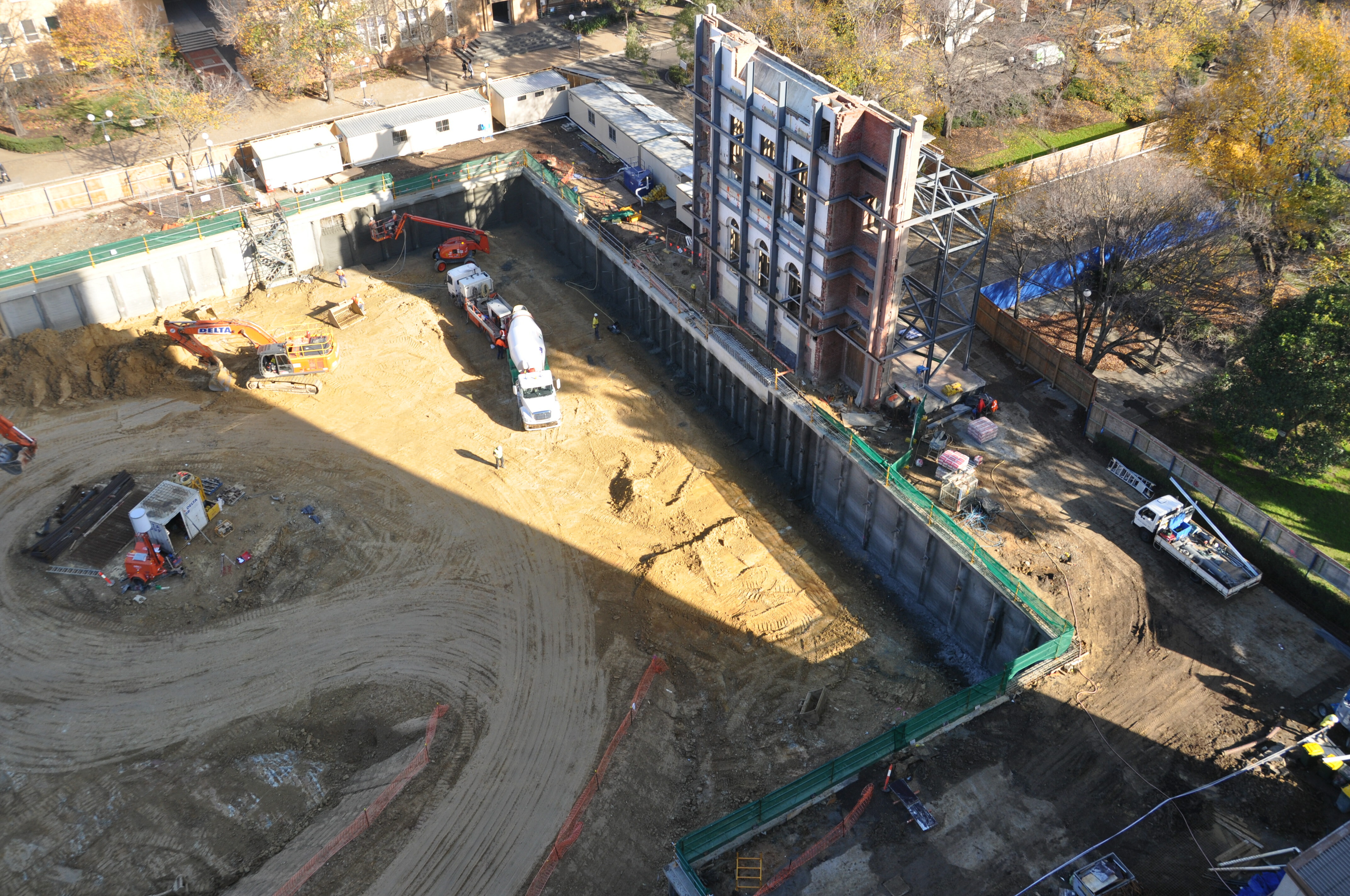 https://archive.abp.unimelb.edu.au/objects/images/Construction/Images/Basement/Bulk excavation/DSC_0184.JPG